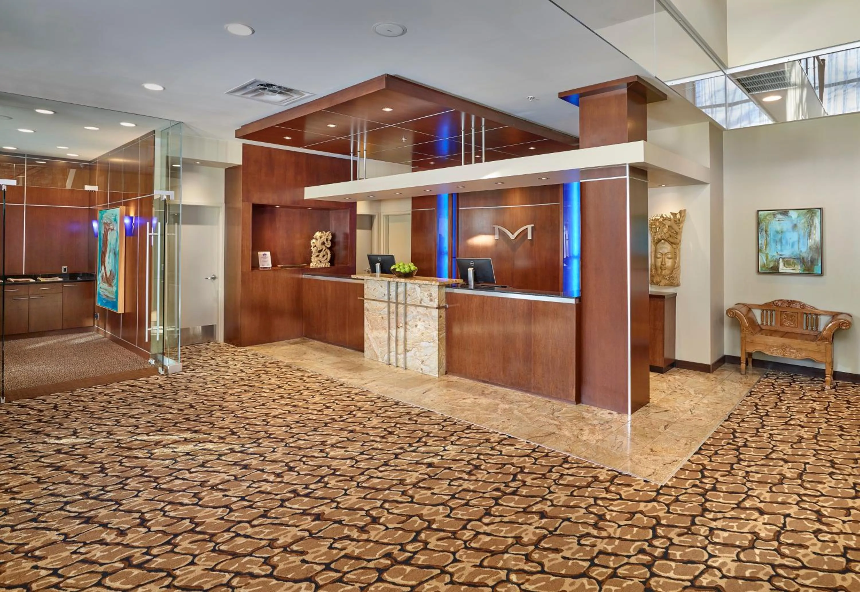 Lobby or reception in Metterra Hotel on Whyte