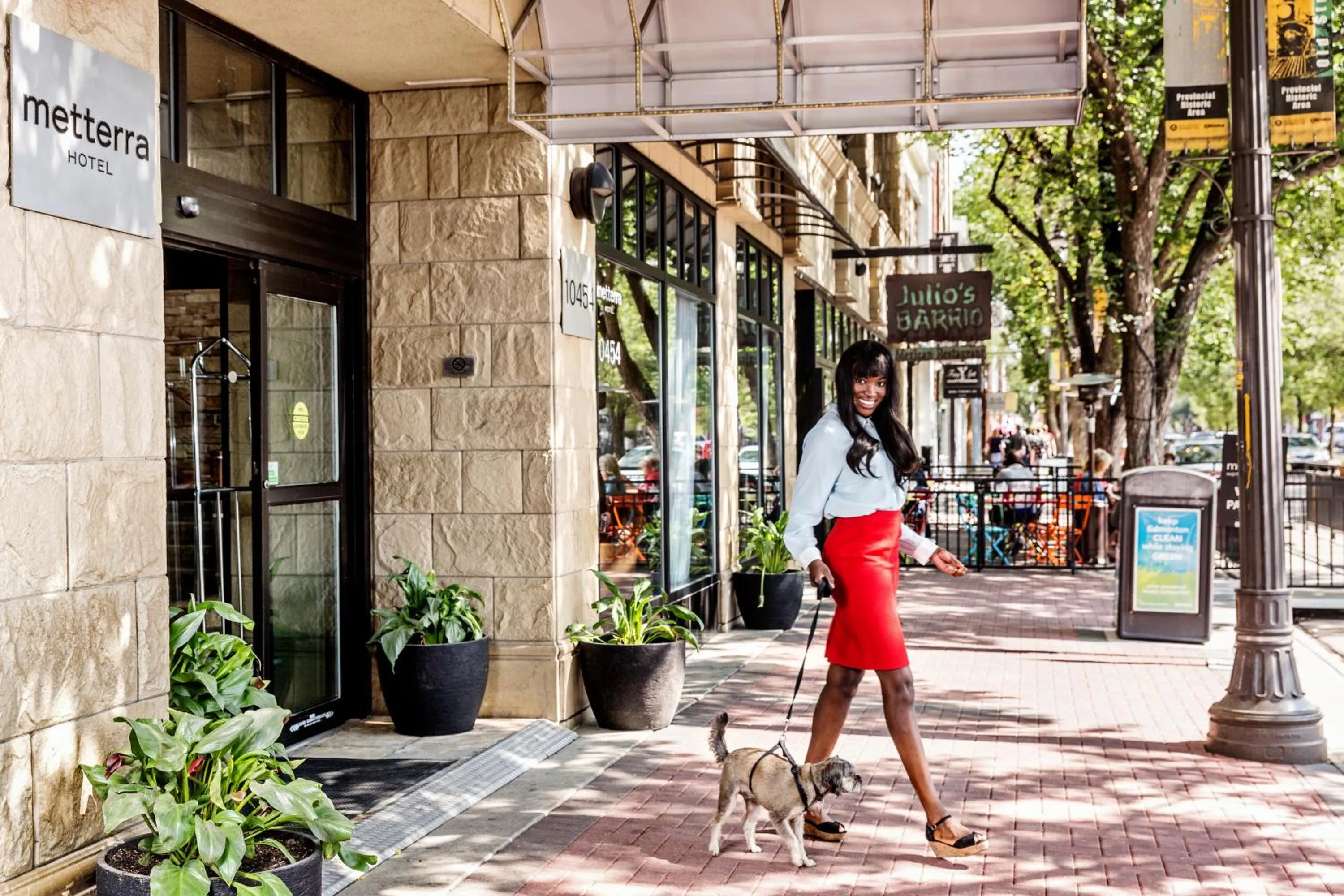 Facade/entrance in Metterra Hotel on Whyte