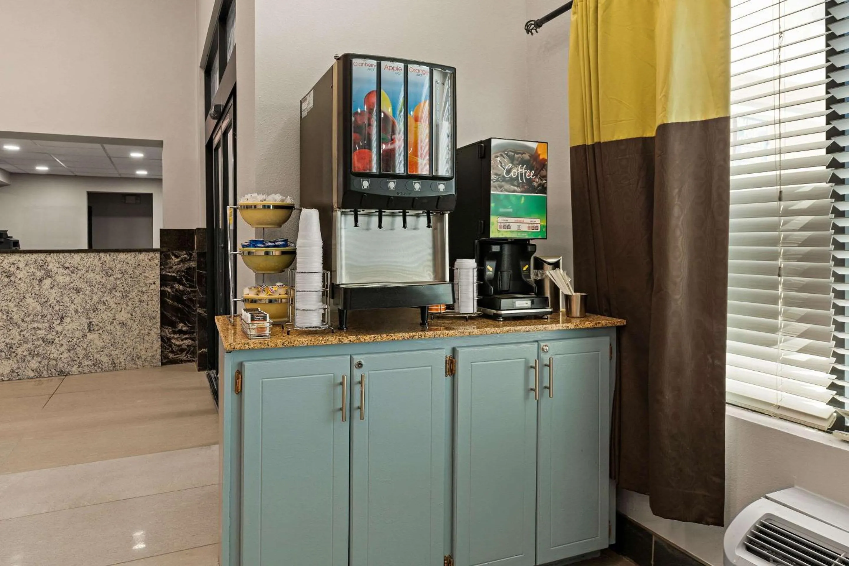 Breakfast in Quality Inn Sandersville