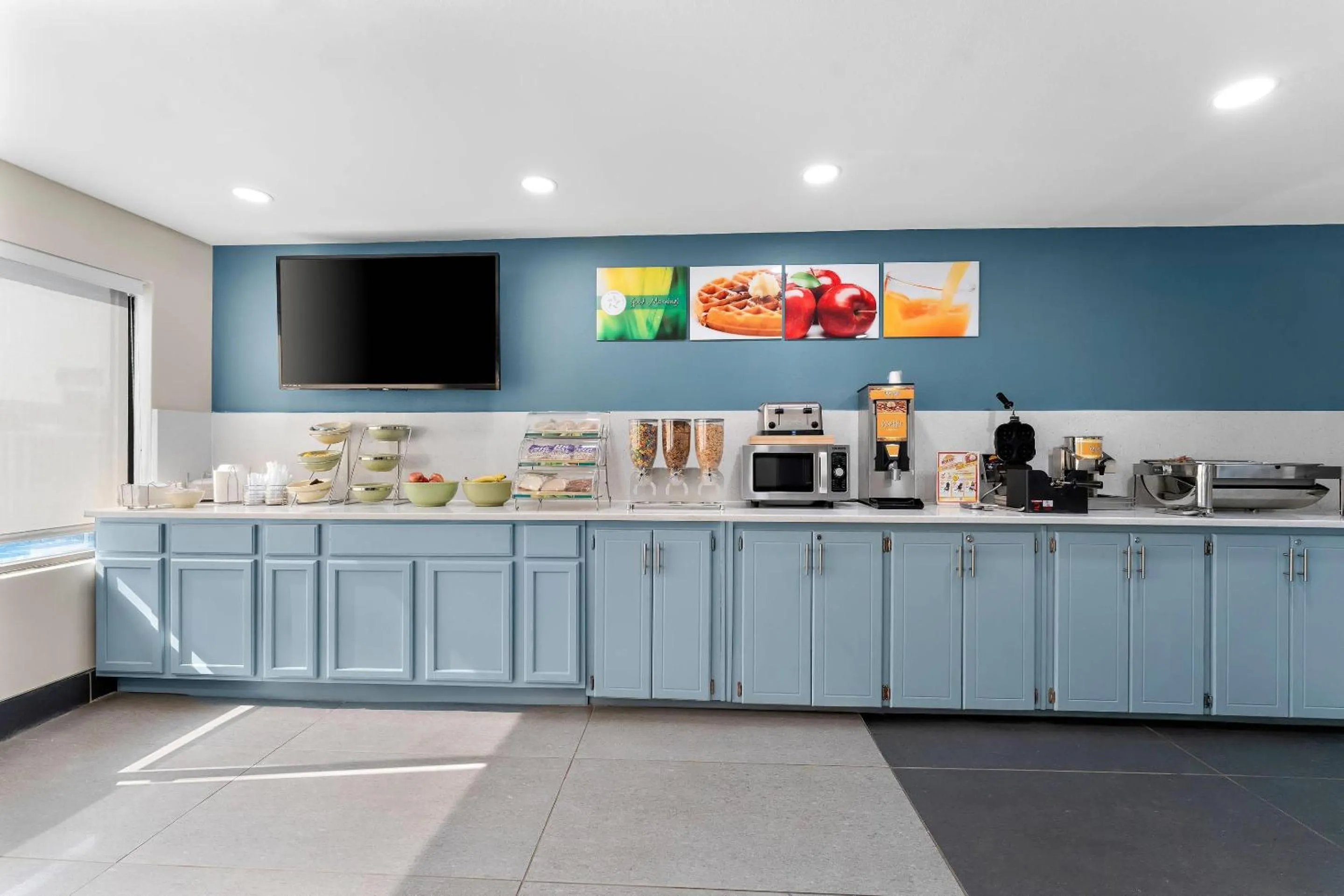 Breakfast in Quality Inn Sandersville