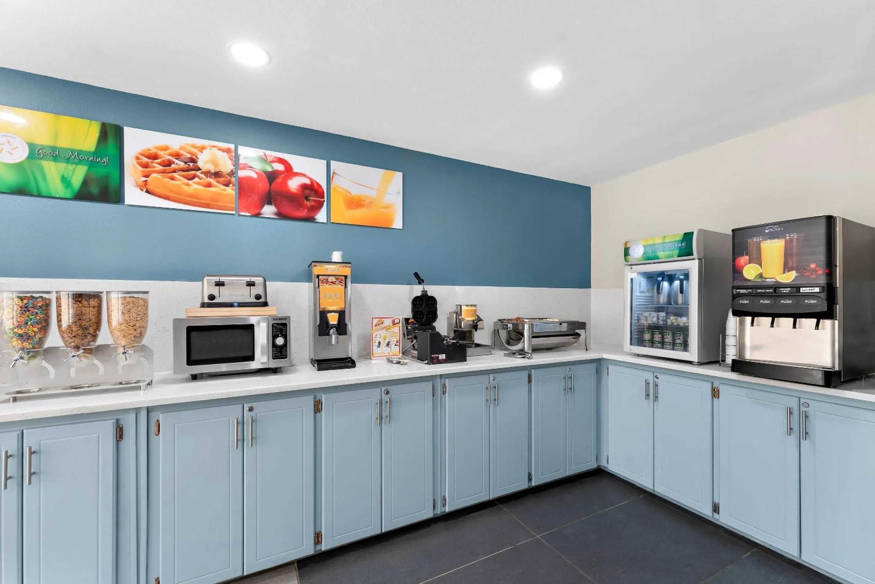 Breakfast in Quality Inn Sandersville