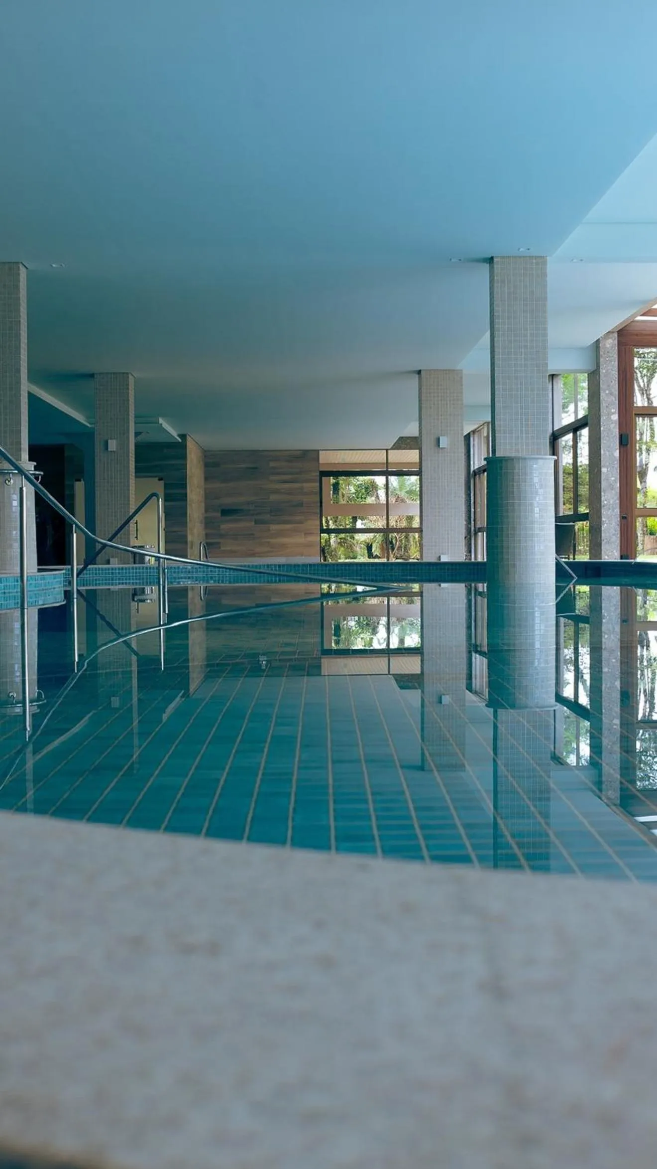 Swimming pool in Hotel Renar