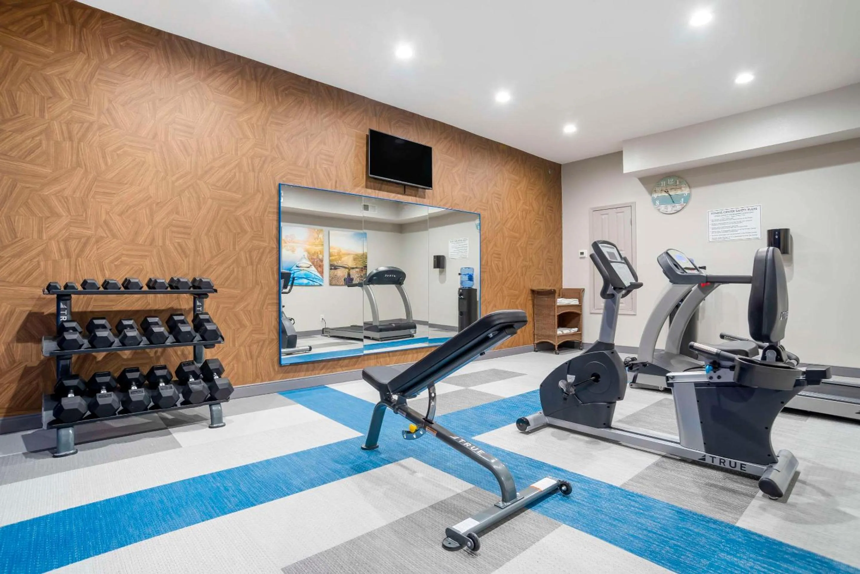 Fitness centre/facilities in Comfort Inn Pensacola near NAS Corry Station