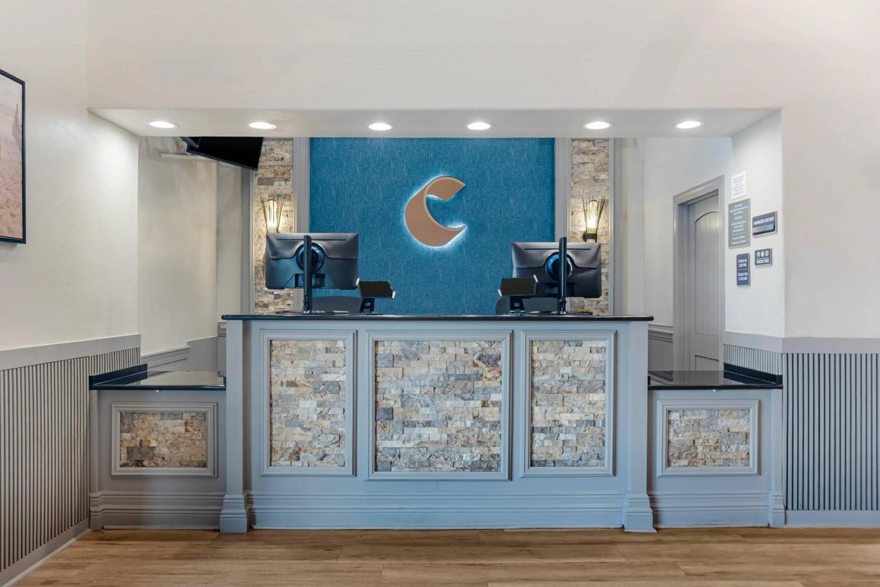 Lobby or reception in Comfort Inn Pensacola near NAS Corry Station