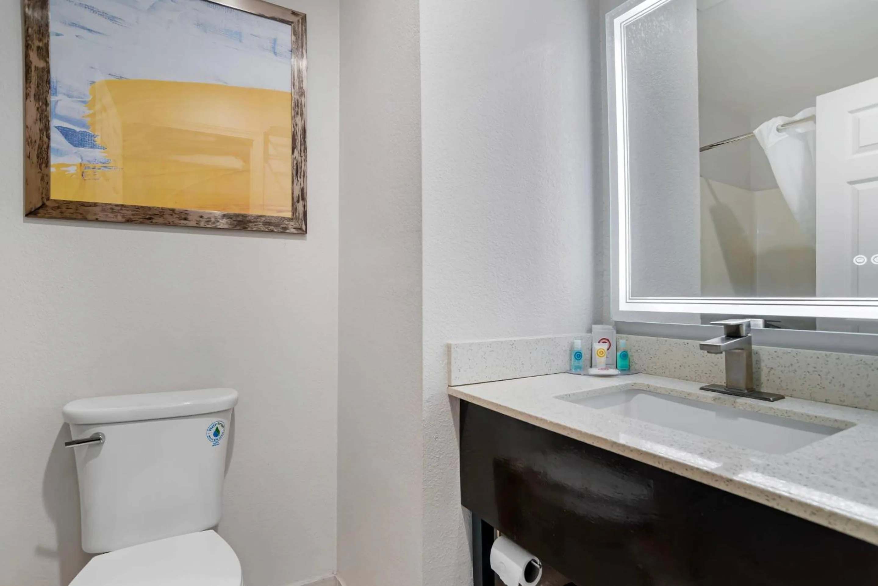 Bedroom in Comfort Inn Pensacola near NAS Corry Station