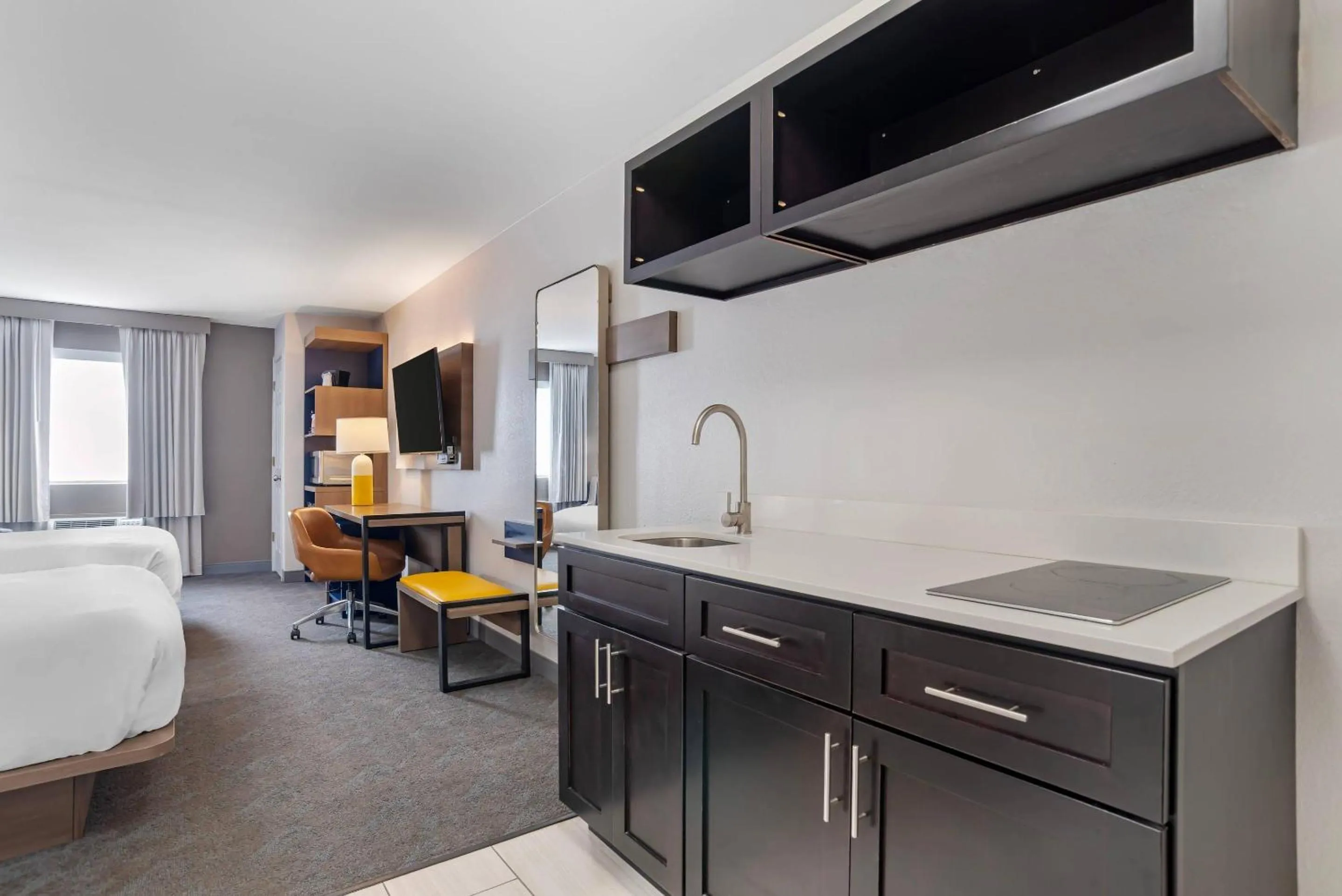 Bedroom, Bed in Comfort Inn Pensacola near NAS Corry Station