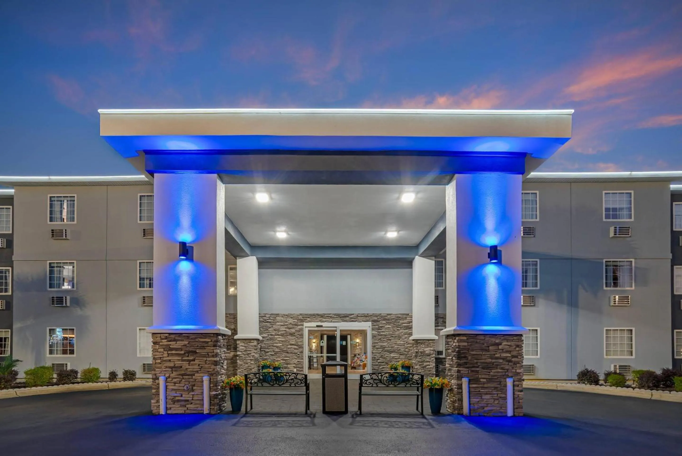 Property building in Comfort Inn Pensacola near NAS Corry Station