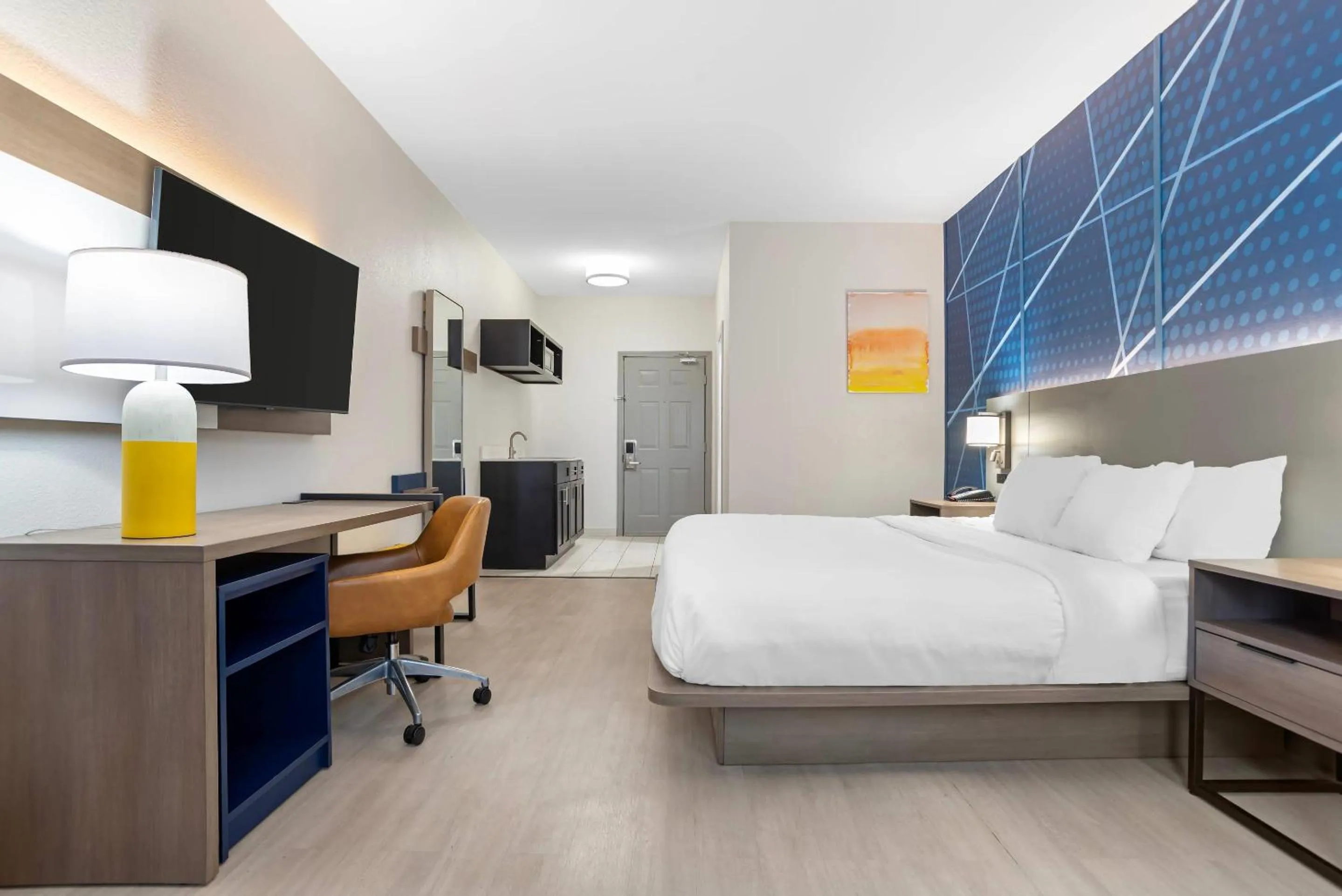 Bedroom, Bed in Comfort Inn Pensacola near NAS Corry Station