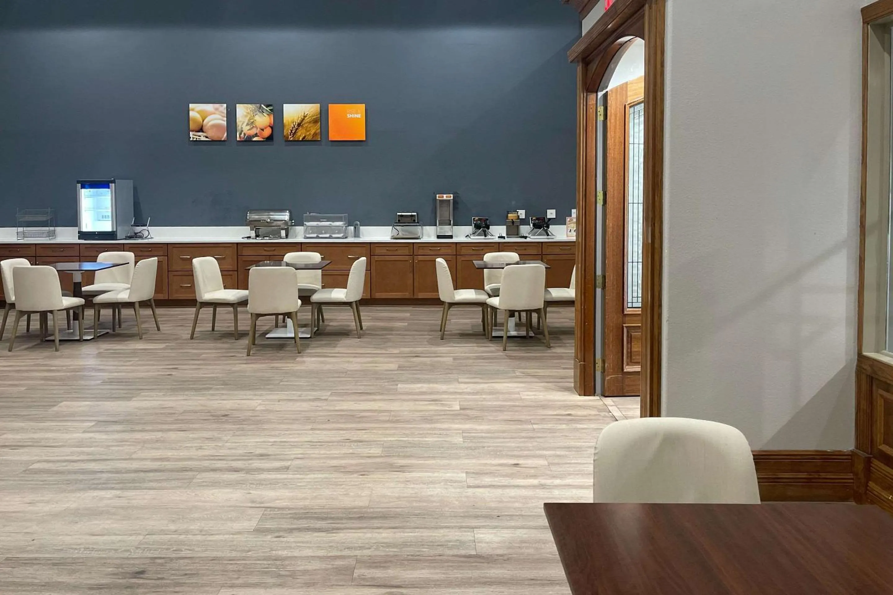 Breakfast in Comfort Inn Pensacola near NAS Corry Station