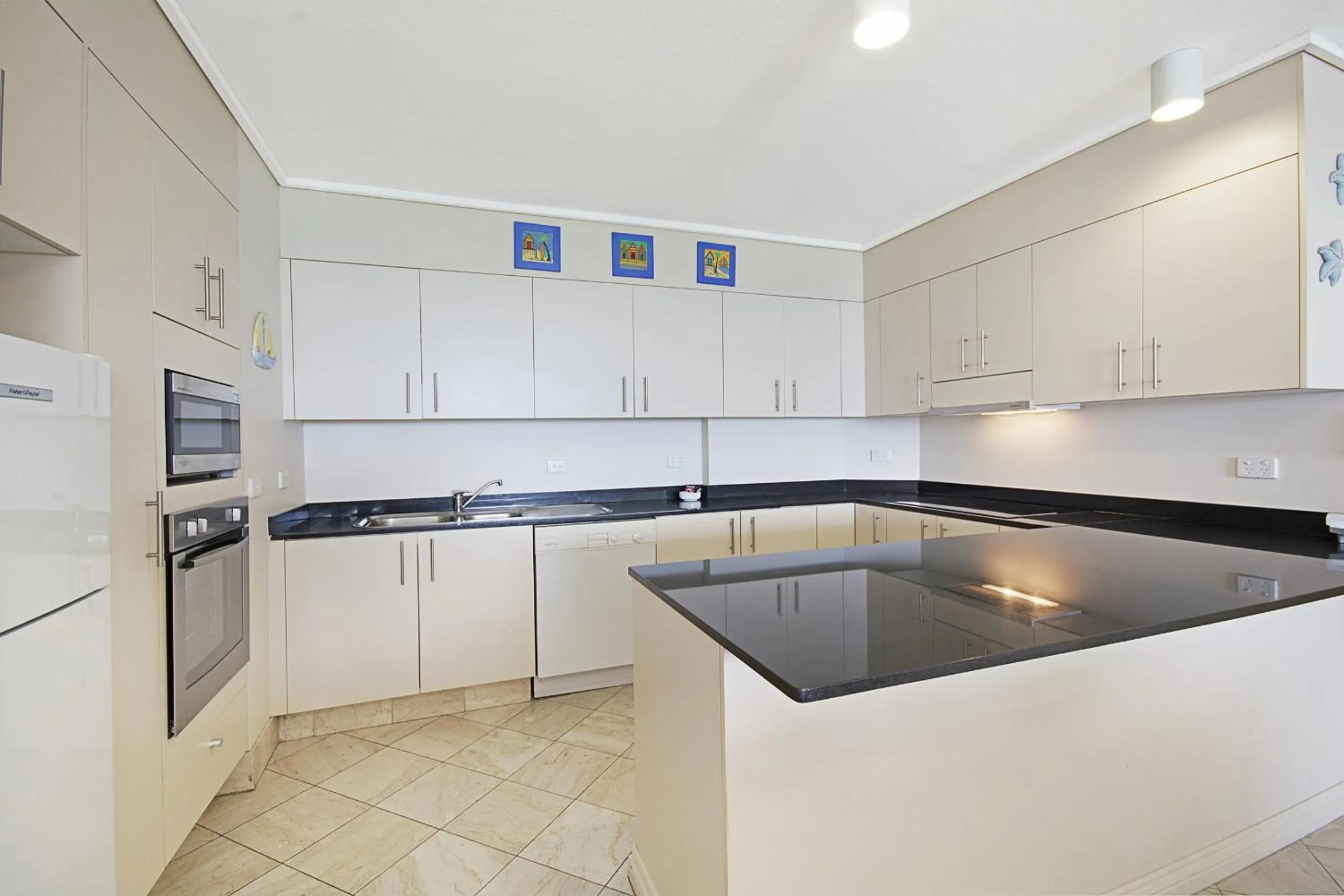 Kitchen or kitchenette in Clubb Coolum Beach Resort Sunshine Coast