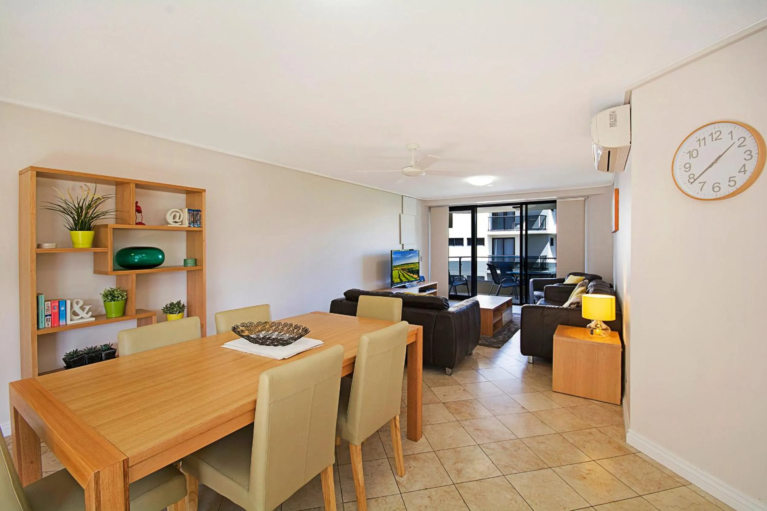 Dining area in Clubb Coolum Beach Resort Sunshine Coast