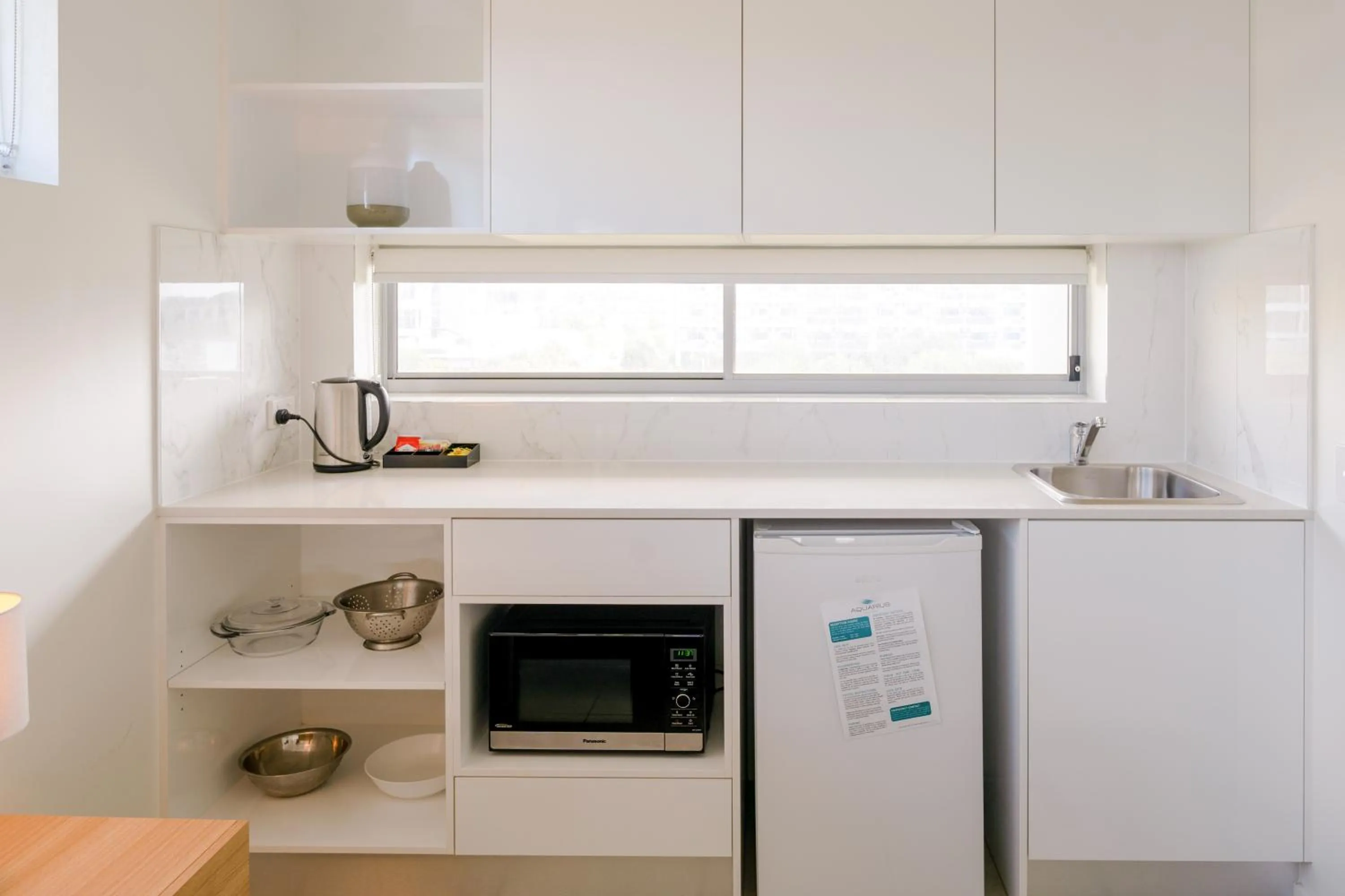 Kitchen or kitchenette in Aquarius Kawana