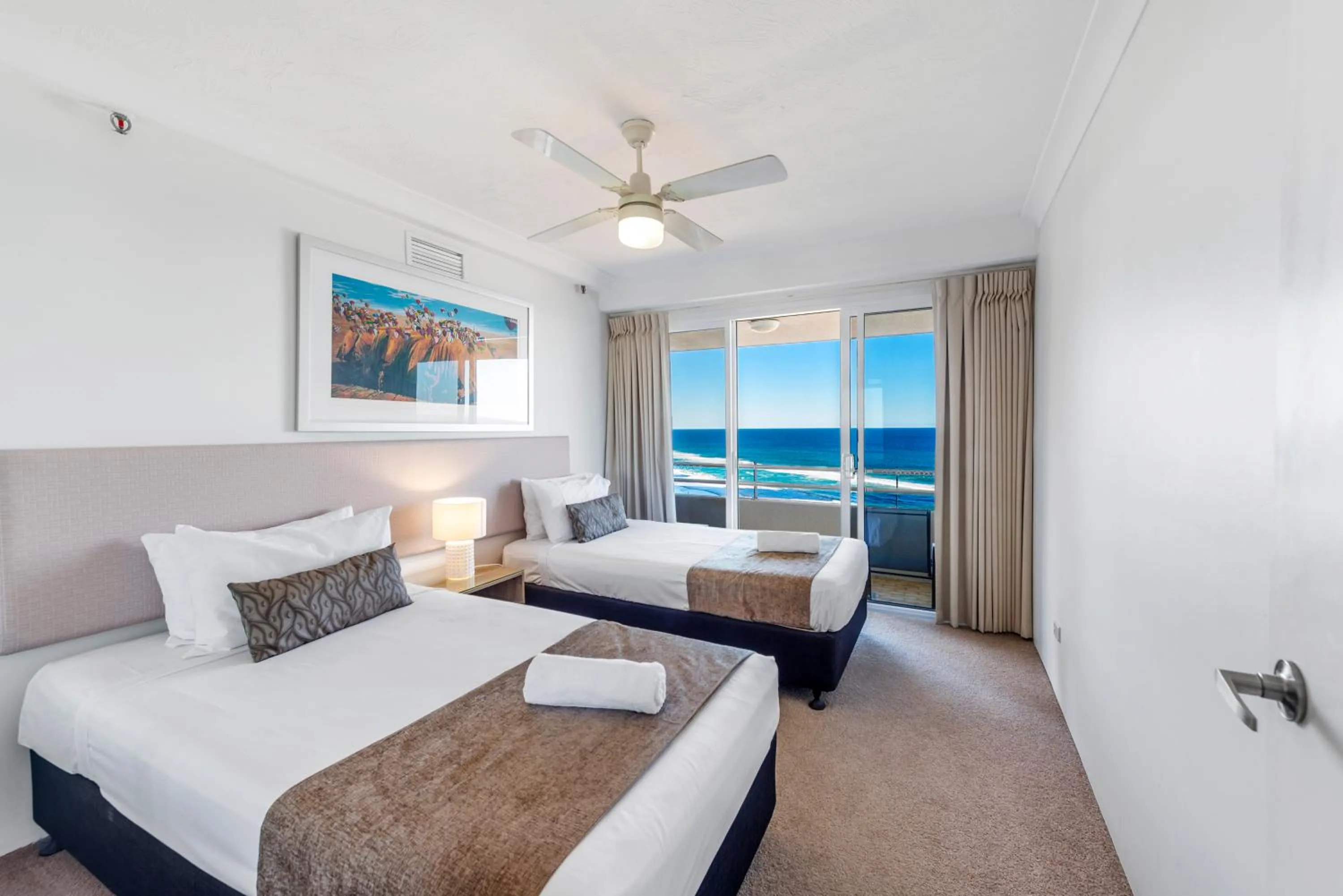 Bed in Zenith Ocean Front Apartments Gold Coast - Official Listing