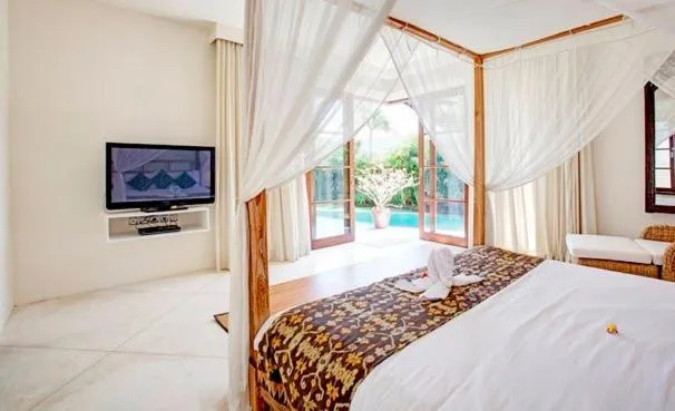 Day, Bed in Villa Sahaja