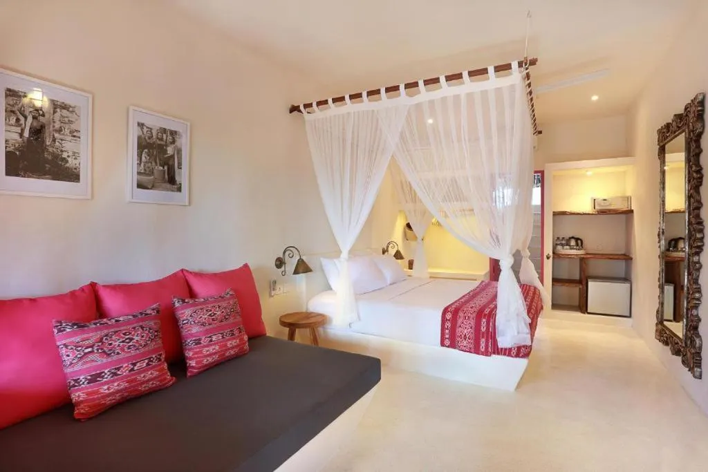 Bedroom, Bed in PinkCoco Uluwatu - Constant Surprises & for Cool Adults Only