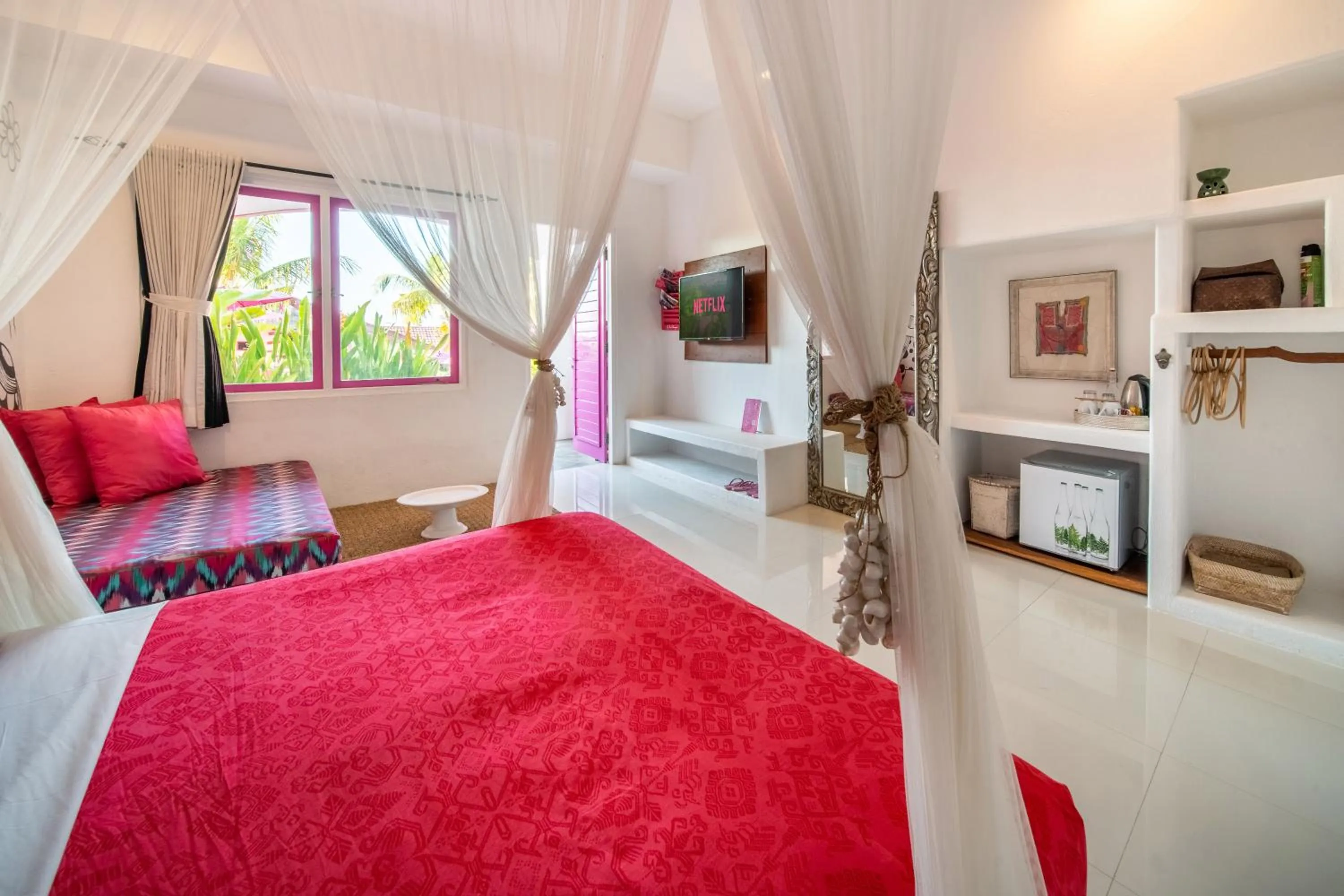 Bed in PinkCoco Uluwatu - Constant Surprises & for Cool Adults Only