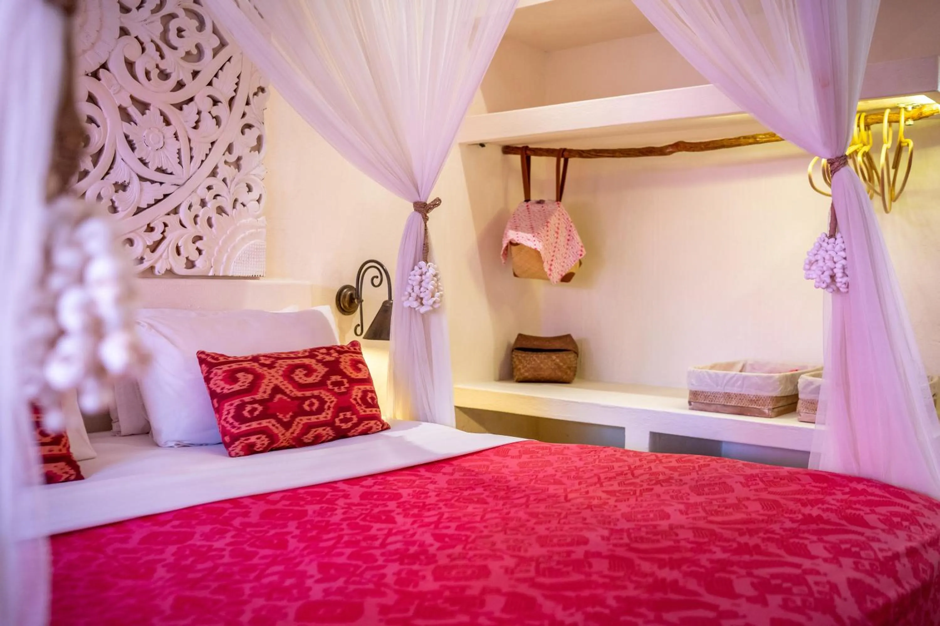 Bed in PinkCoco Uluwatu - Constant Surprises & for Cool Adults Only