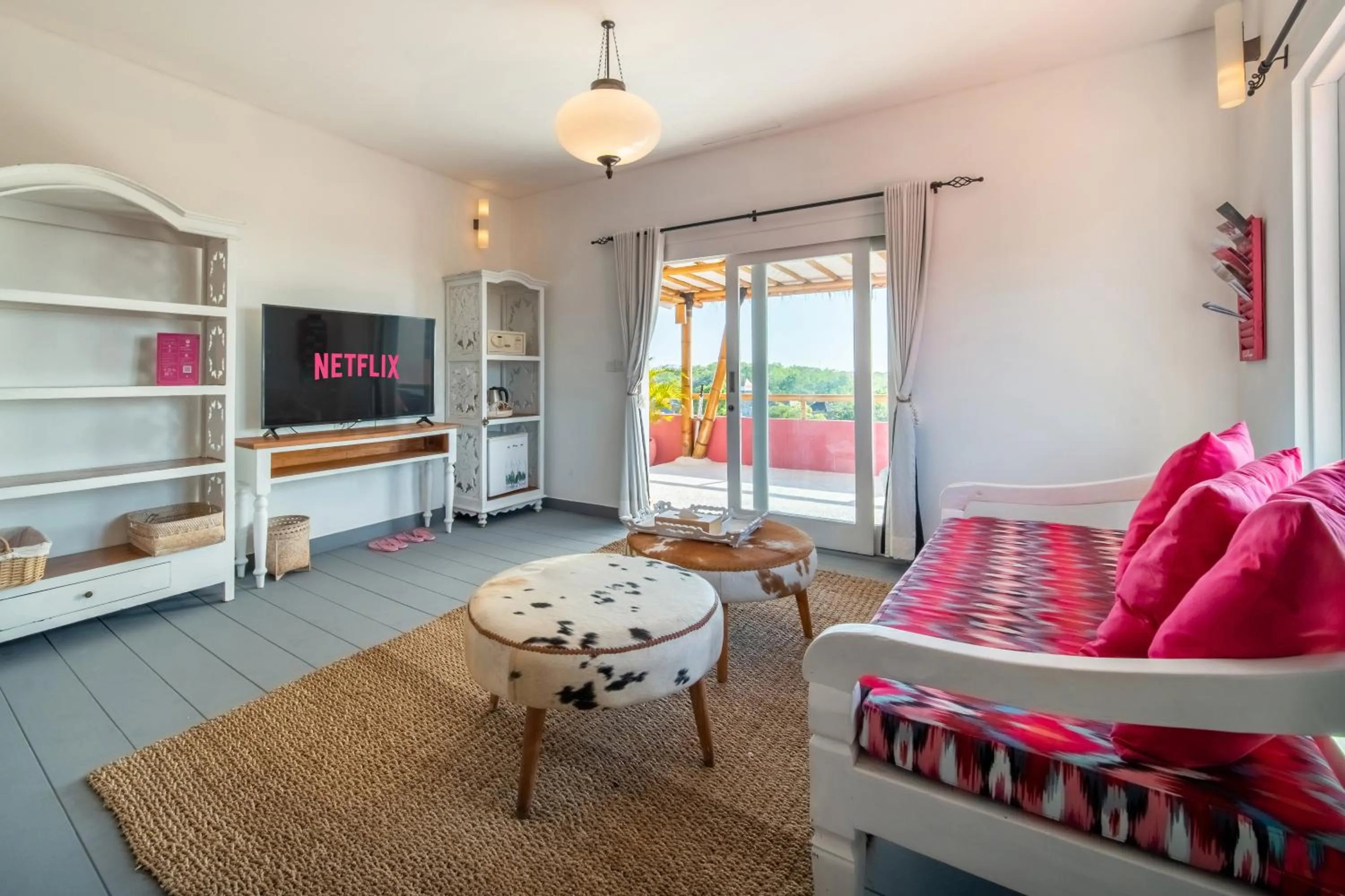 Bed in PinkCoco Uluwatu - Constant Surprises & for Cool Adults Only