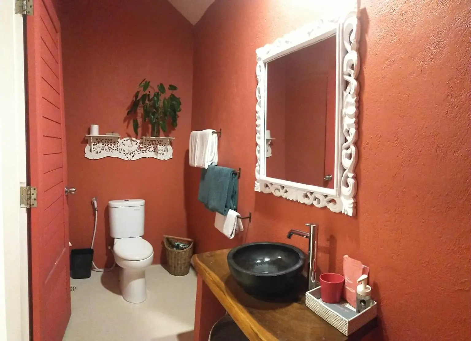 Property building in PinkCoco Uluwatu - Constant Surprises & for Cool Adults Only