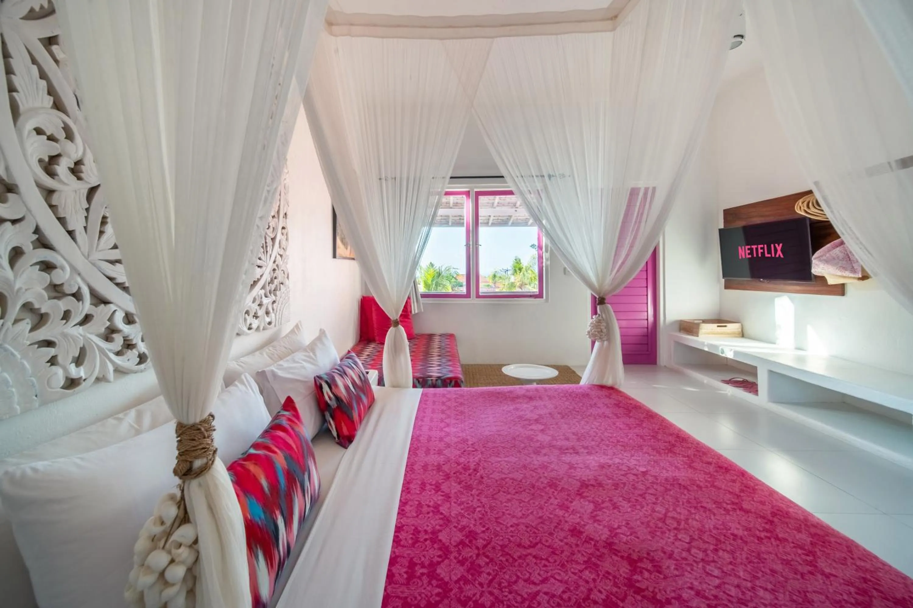 Bed in PinkCoco Uluwatu - Constant Surprises & for Cool Adults Only