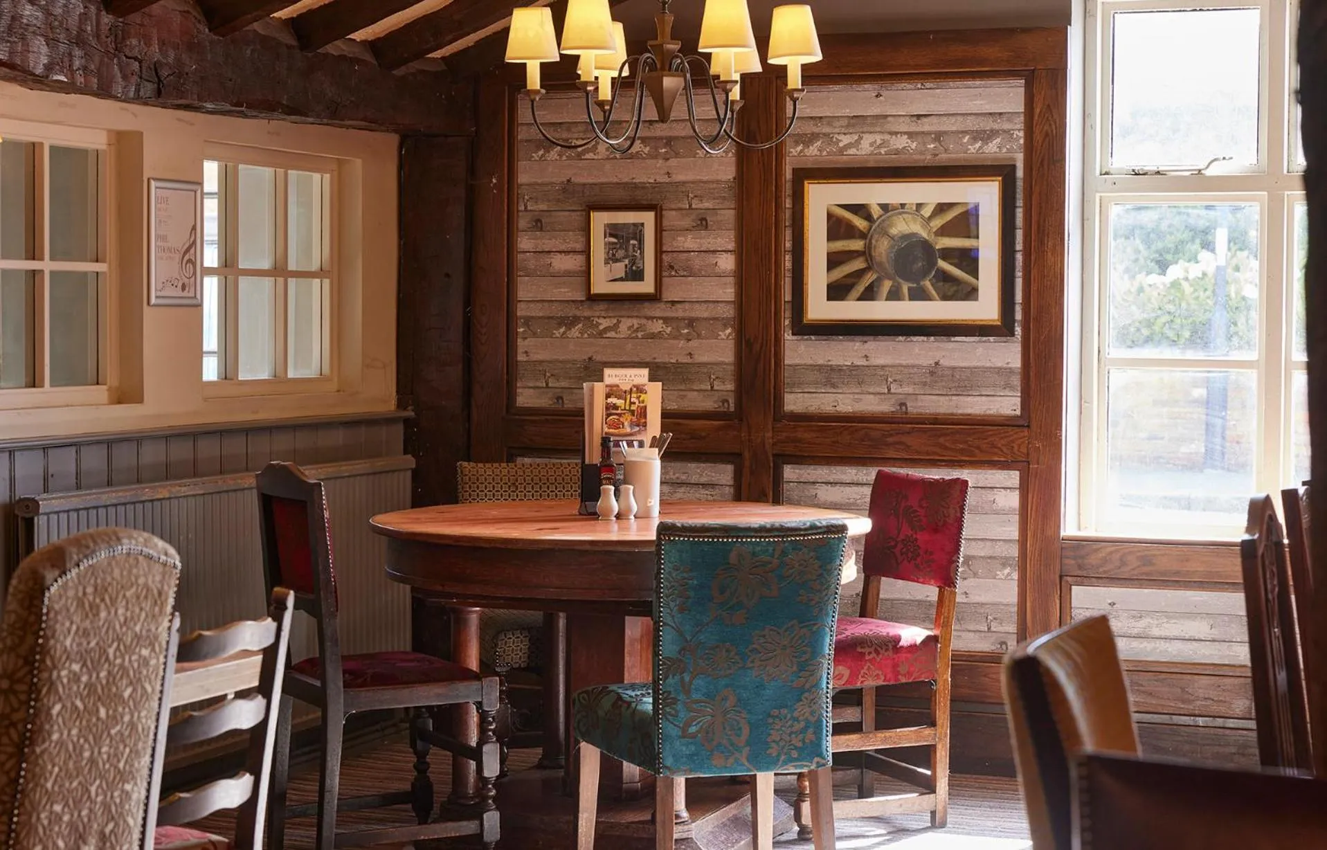 Dining area in The Coleshill by Greene King Inns