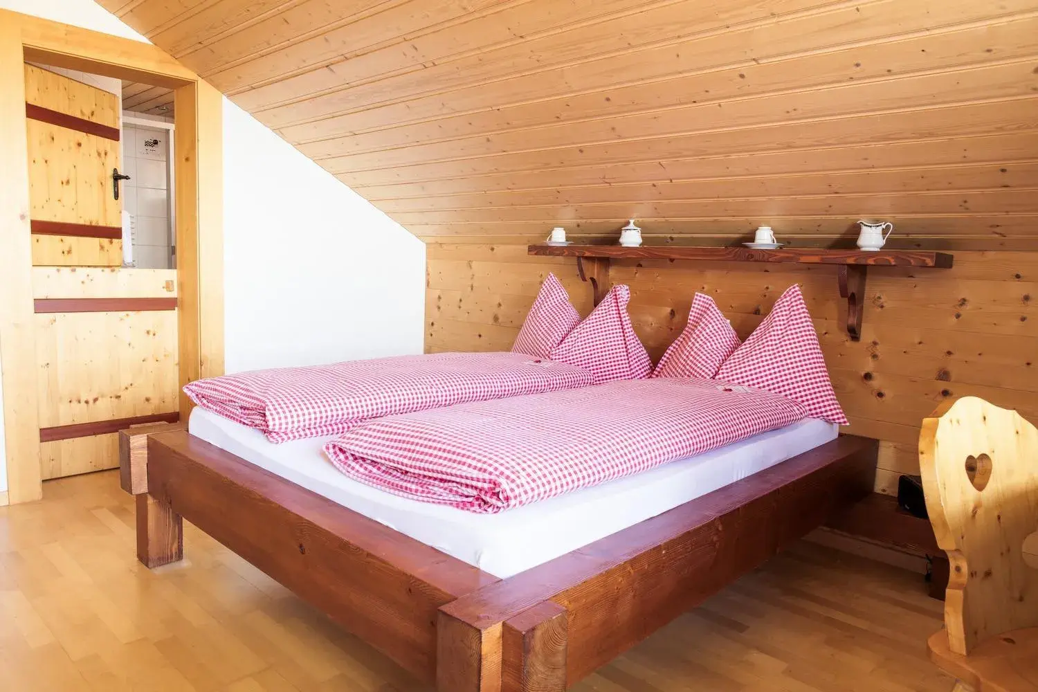 Double Room with Private Bathroom in Hotel Meielisalp Double Room with Private Bathroom in Hotel Meielisalp