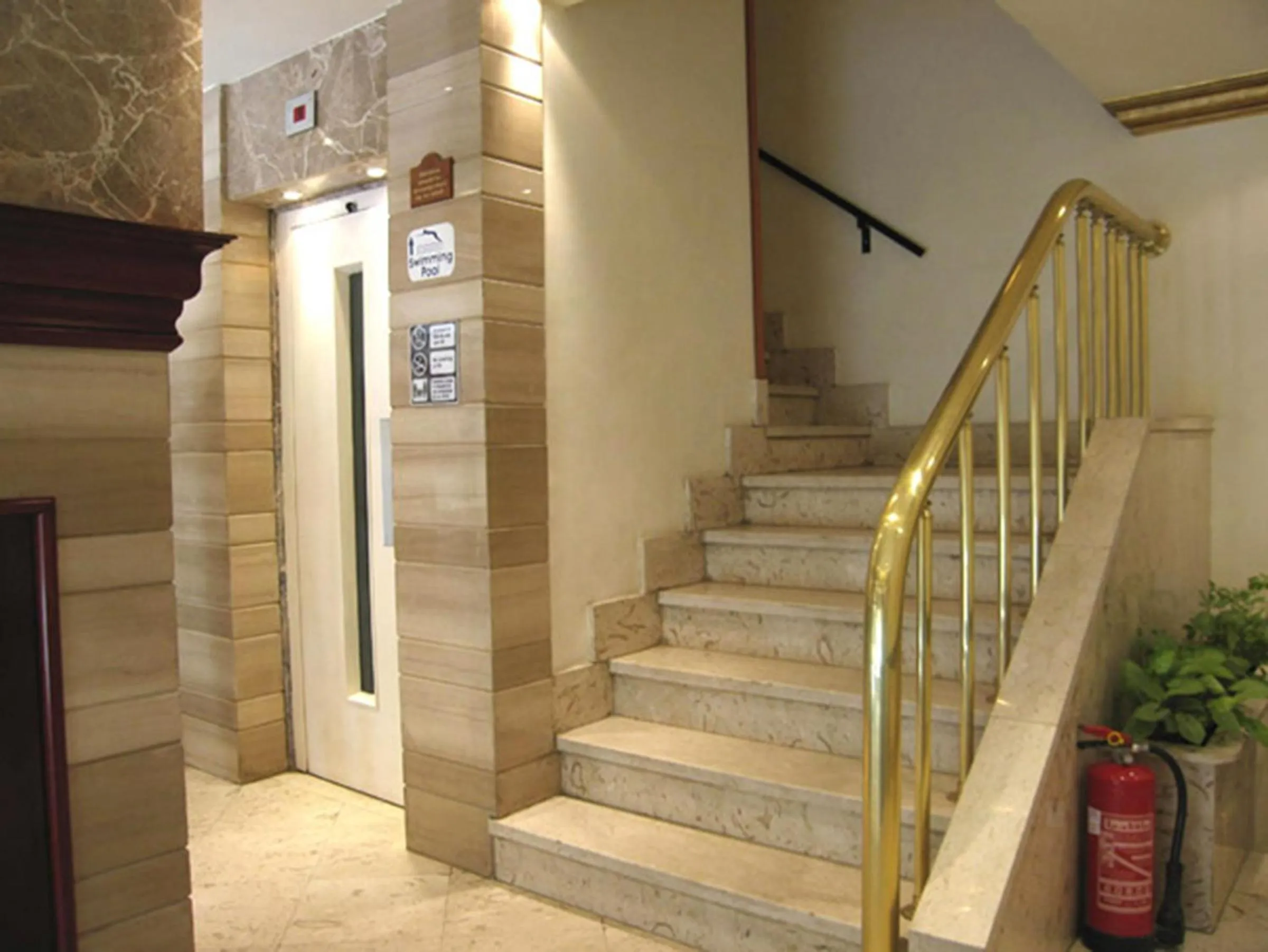 Area and facilities in Philippe Luxor Hotel