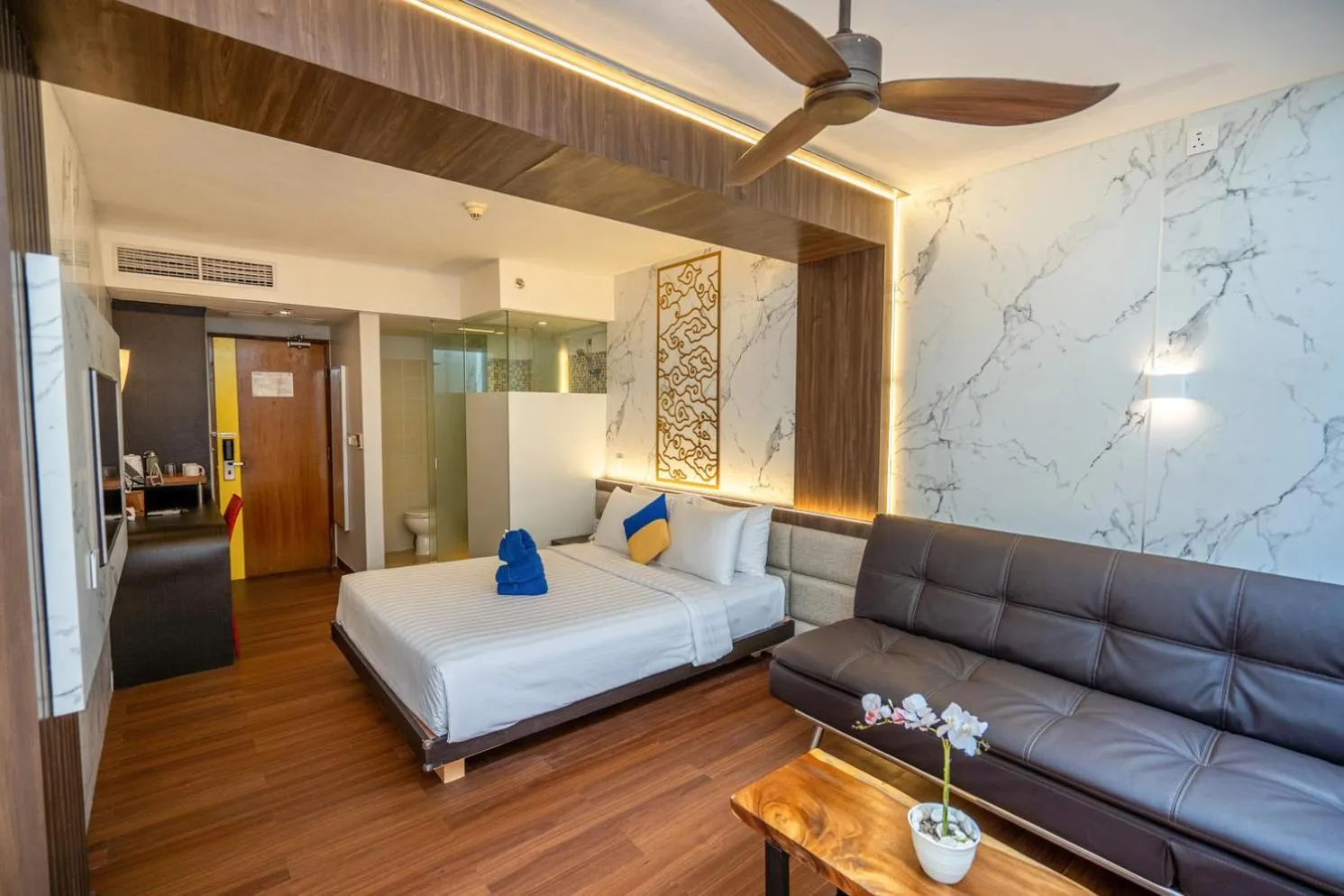 Bedroom, Bed in Kuta Beach Hotel