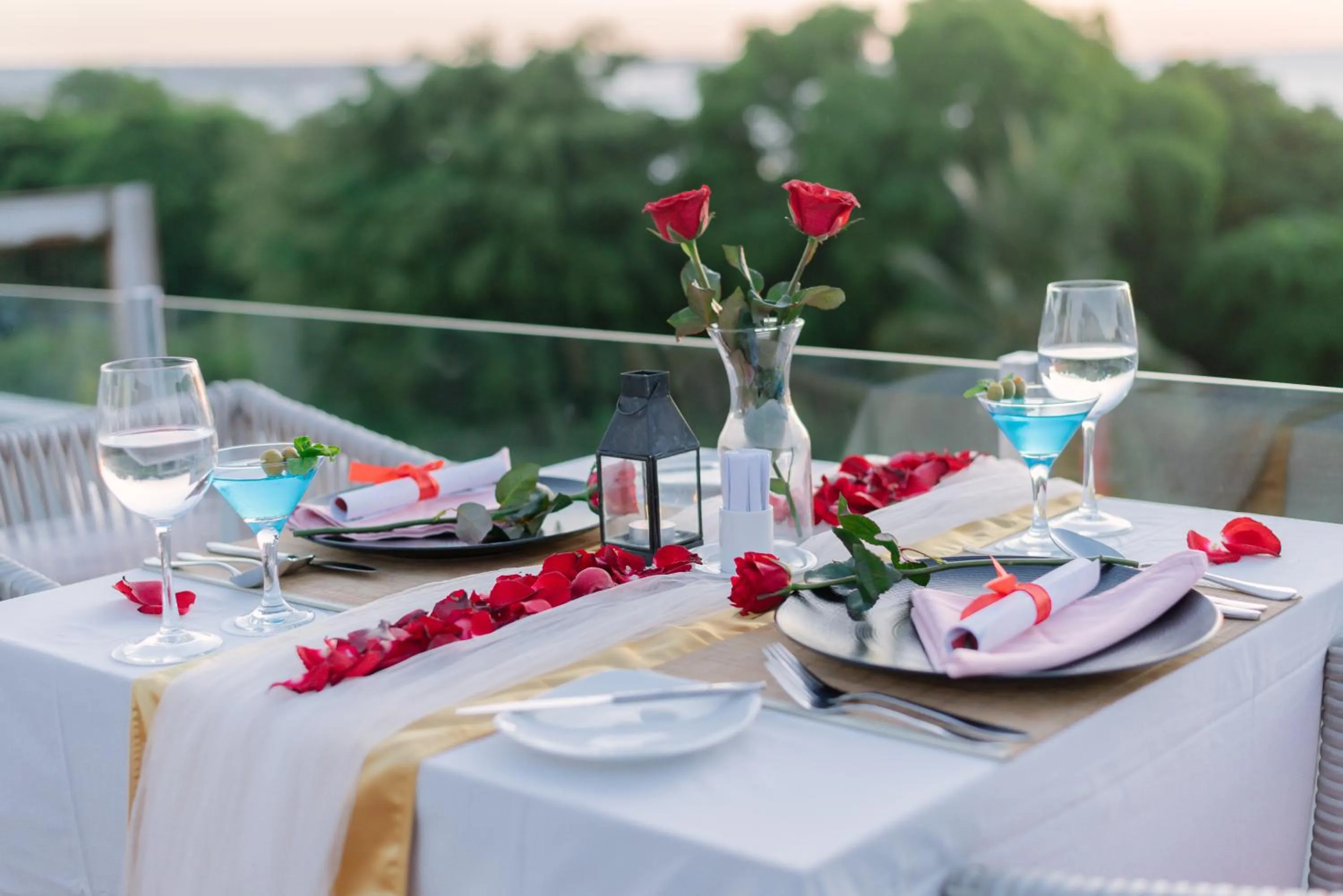 Restaurant/places to eat in Kuta Beach Hotel