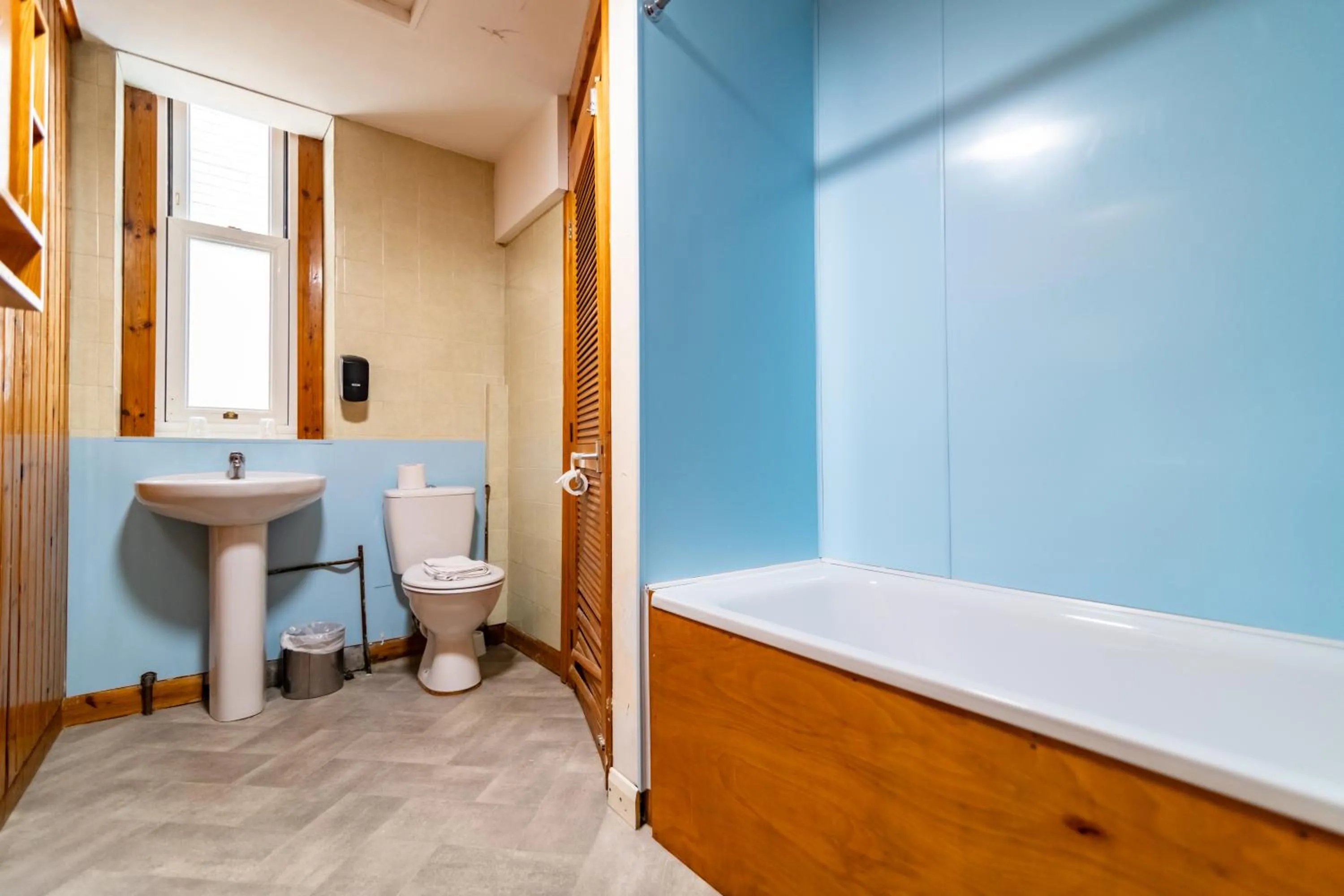 Bathroom in The Southcliff Hotel