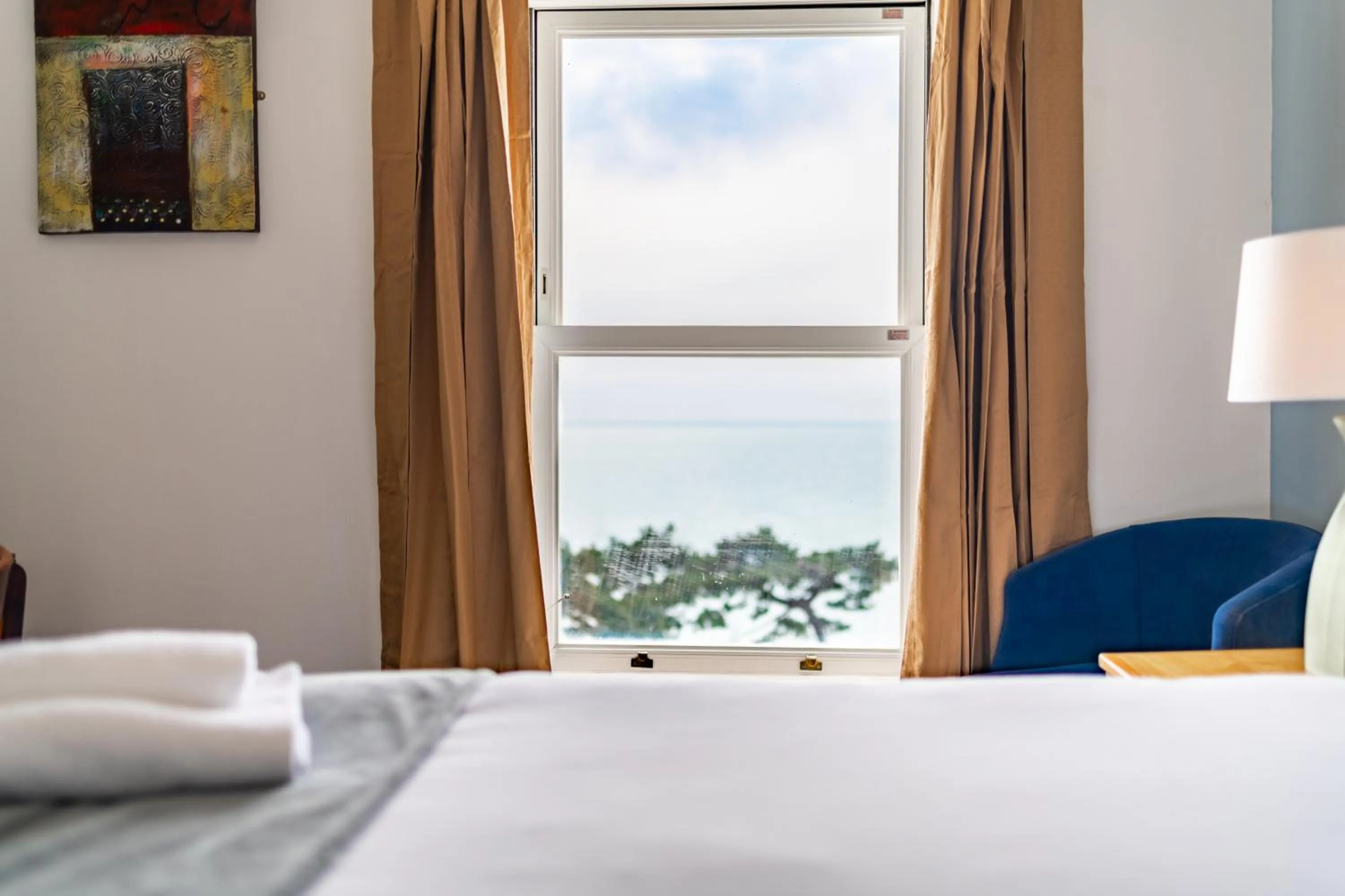 Sea view, Bed in The Southcliff Hotel