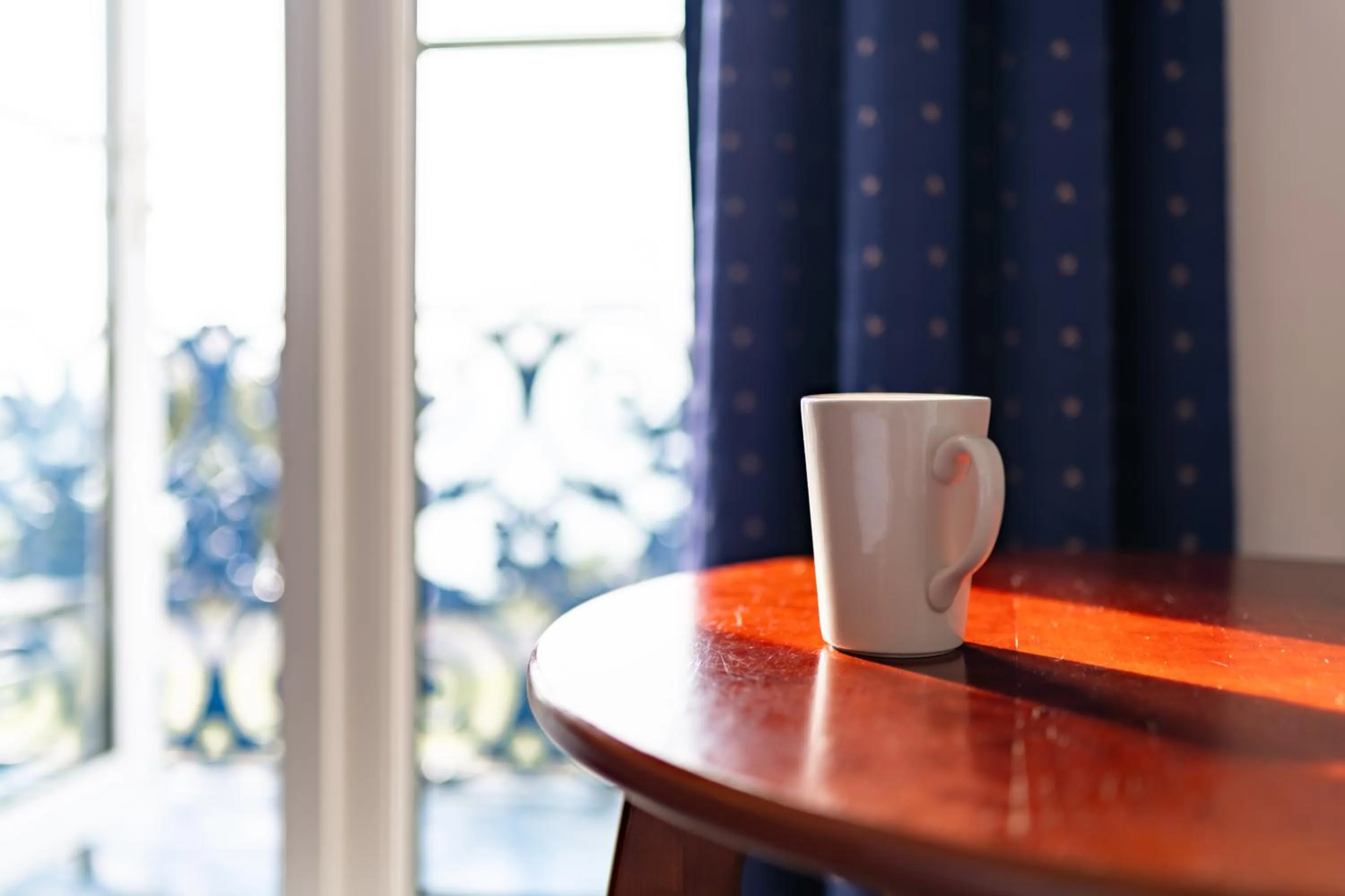 Coffee/tea facilities in The Southcliff Hotel