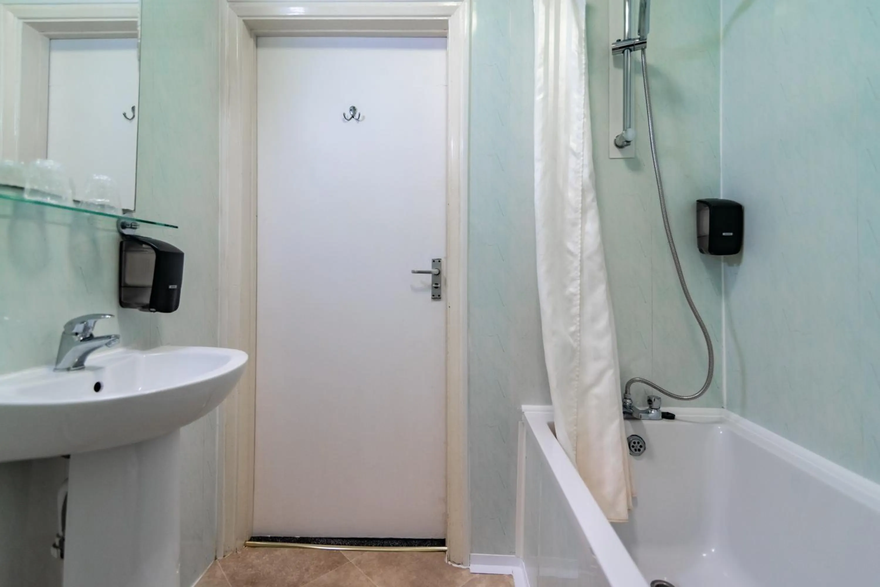 Bathroom in The Southcliff Hotel