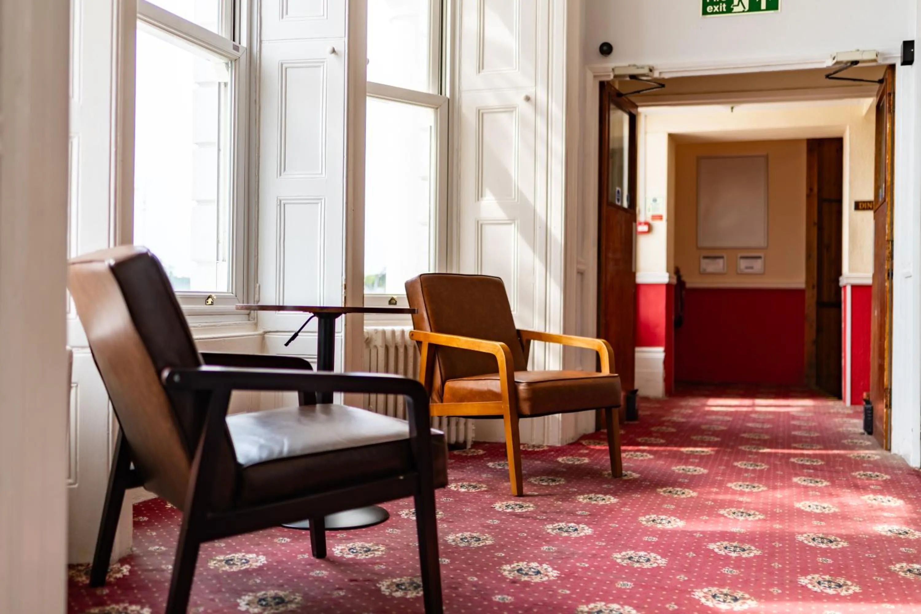Seating area in The Southcliff Hotel