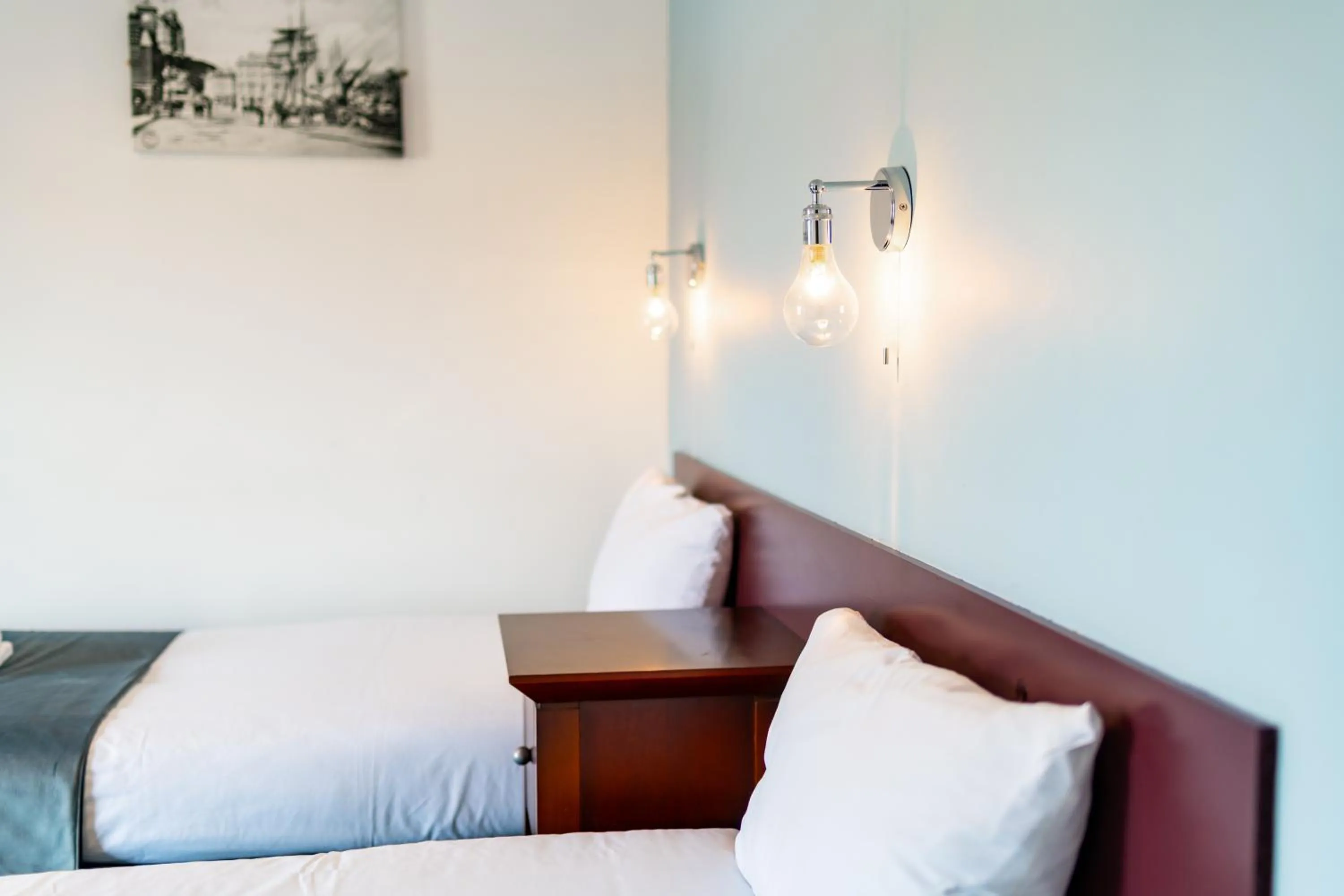 Bed in The Southcliff Hotel