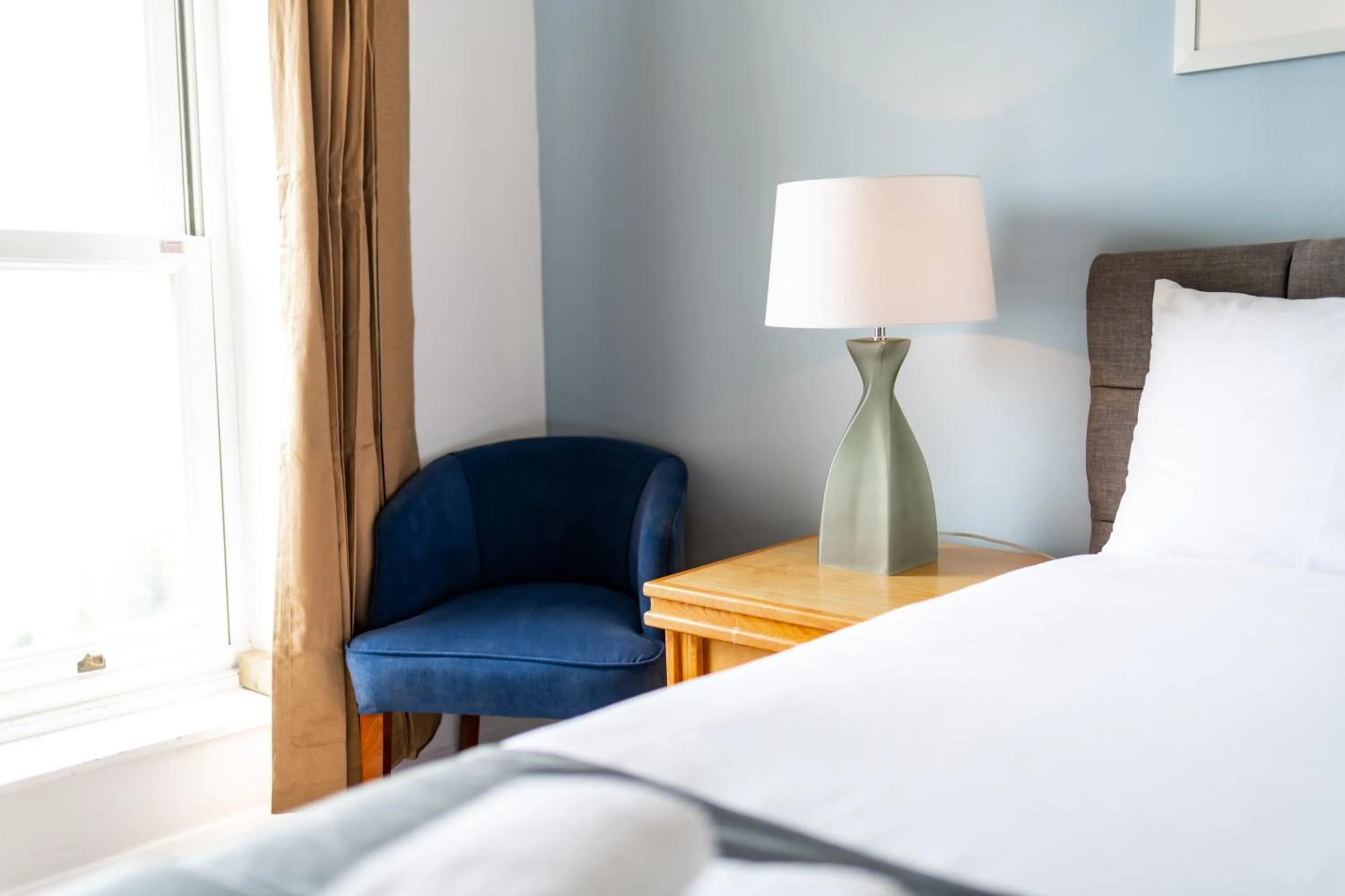 Bed in The Southcliff Hotel