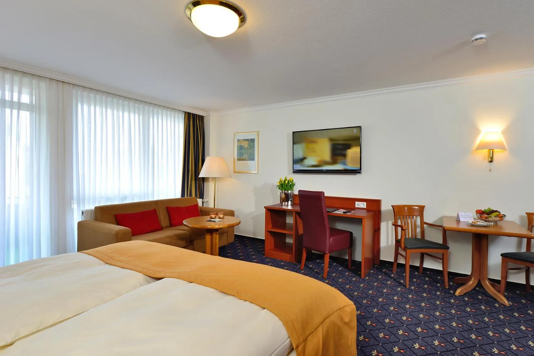 Photo of the whole room, Bed in Kurhotel Drei Birken