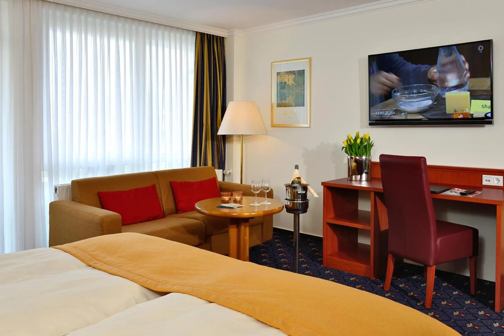 Photo of the whole room, Bed in Kurhotel Drei Birken