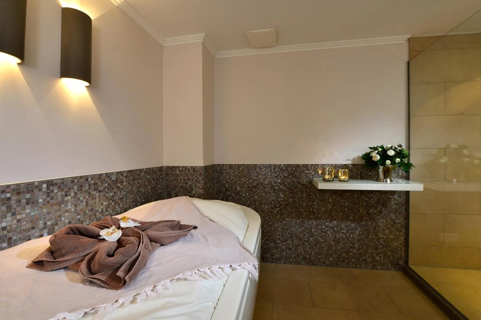Spa and wellness centre/facilities, Bed in Kurhotel Drei Birken