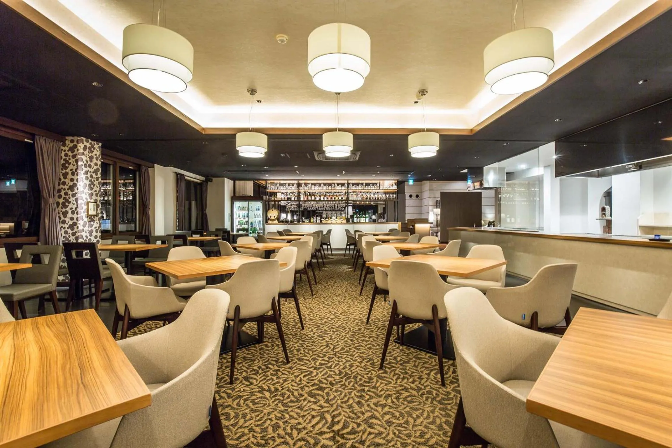 Restaurant/places to eat in Hotel Goryukan