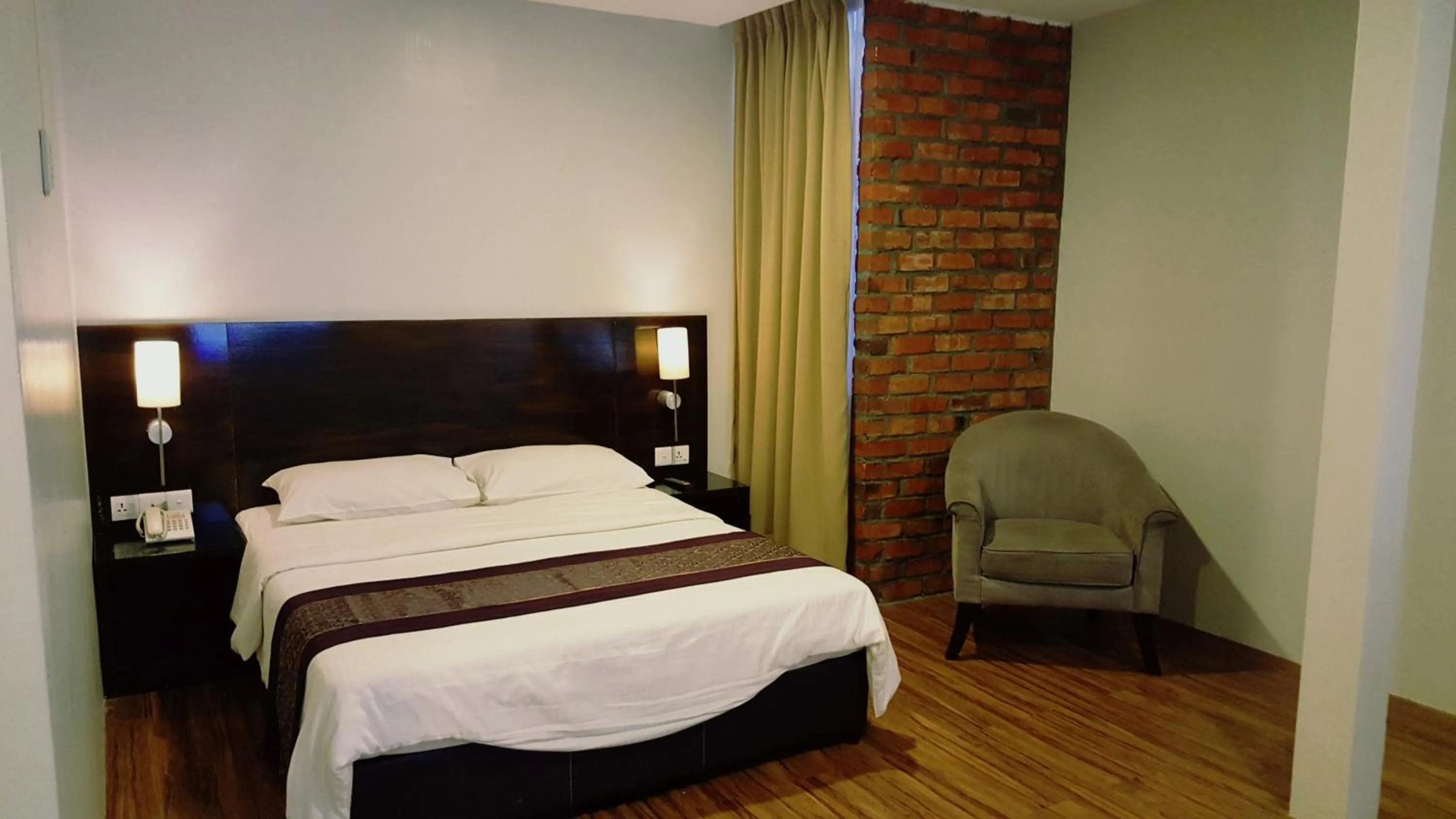 Bed in Super 8 Hotel @ Georgetown