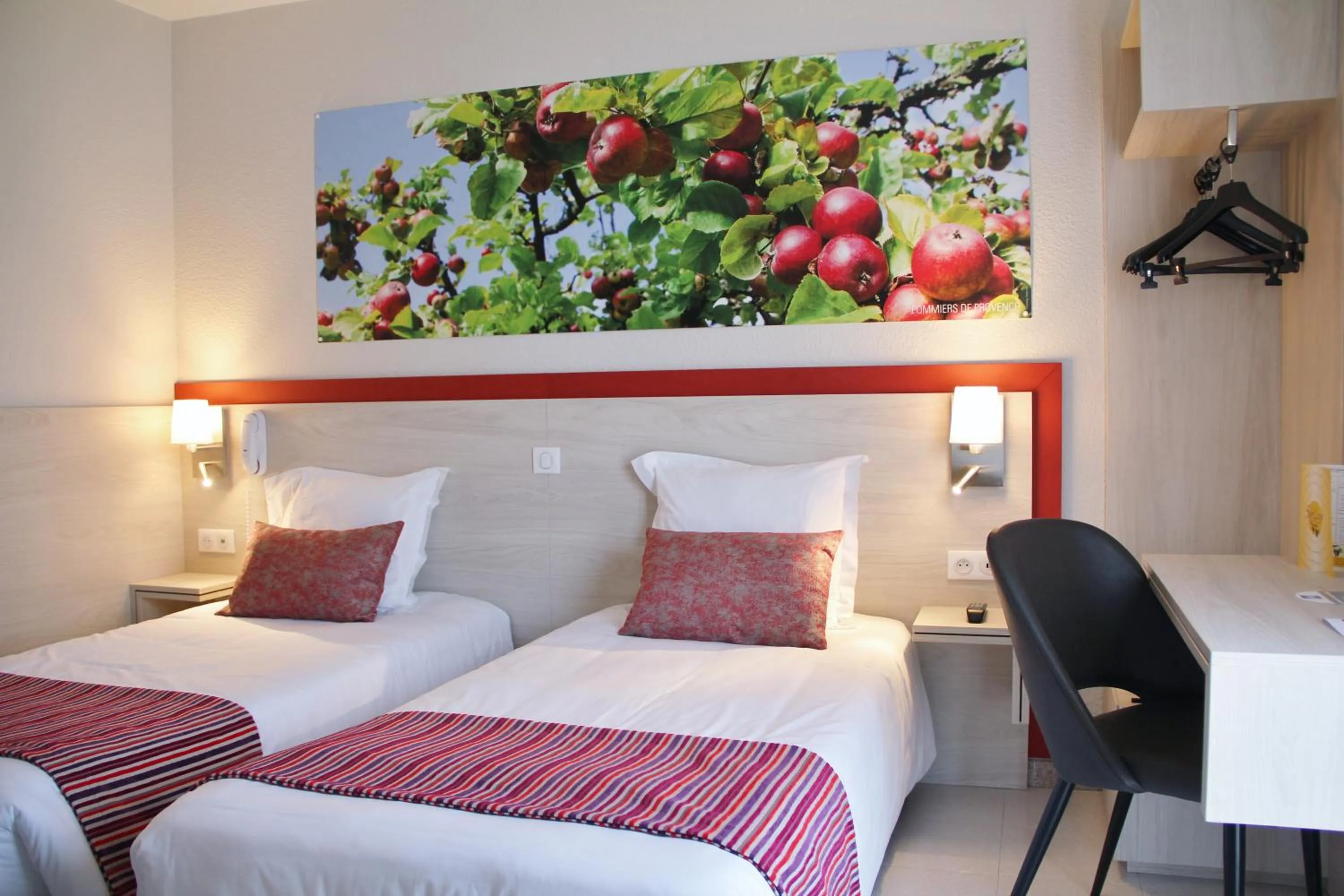 Bed in Hôtel Saint Louis