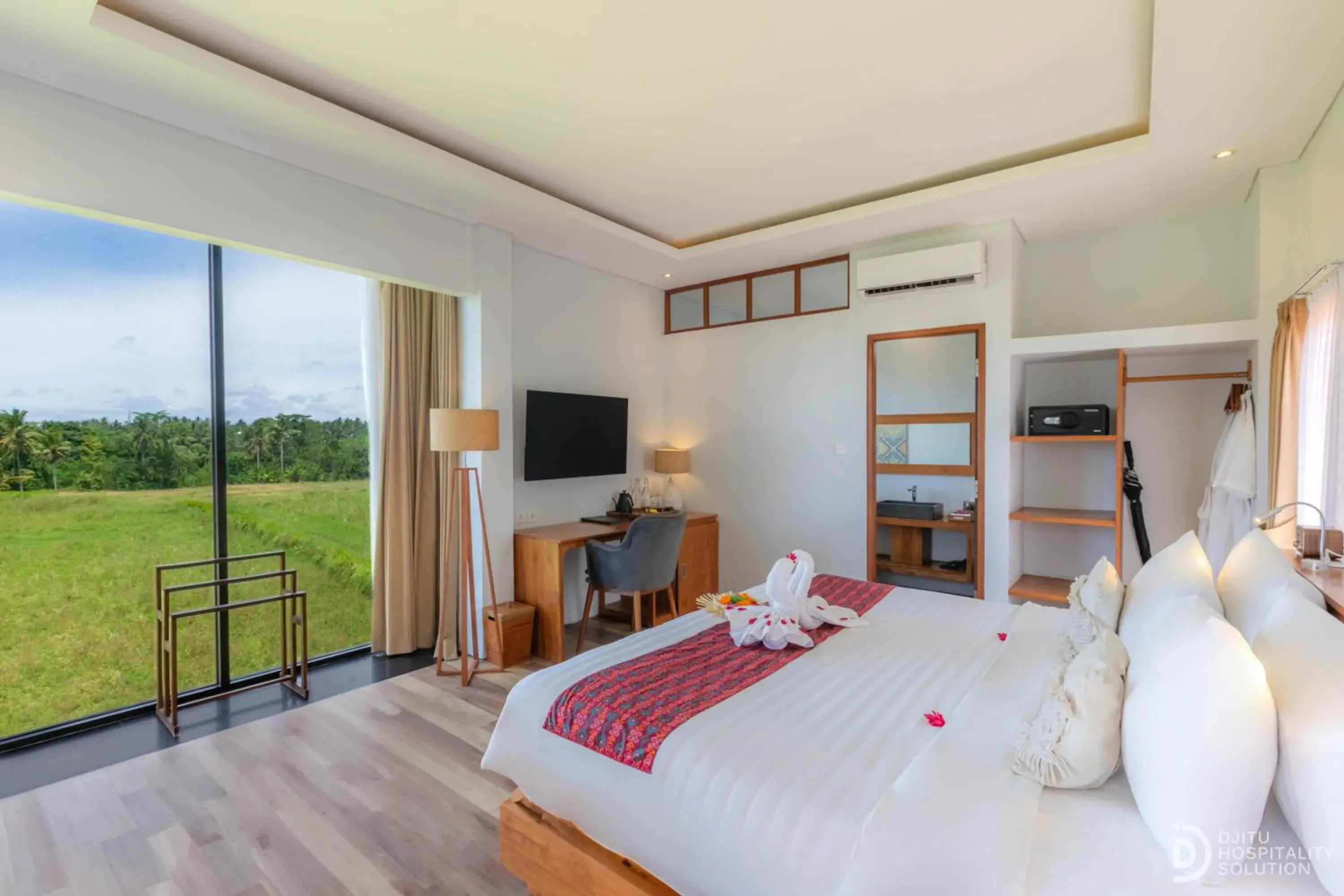 Deluxe King Room with Rice Field View - 2nd Floor in Green Sala Villa Deluxe King Room with Rice Field View - 2nd Floor in Green Sala Villa