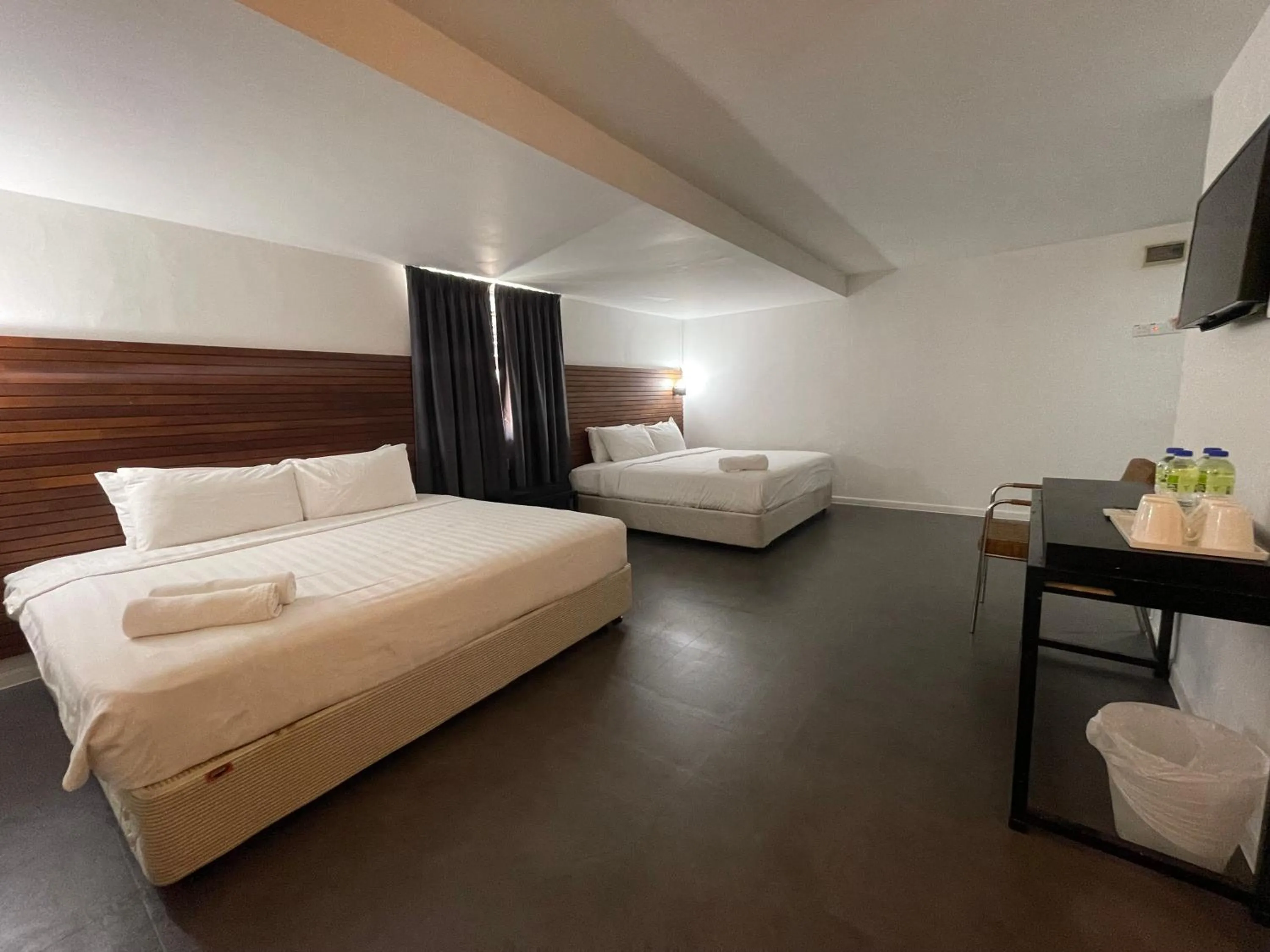 Bed in T Hotel Tandop