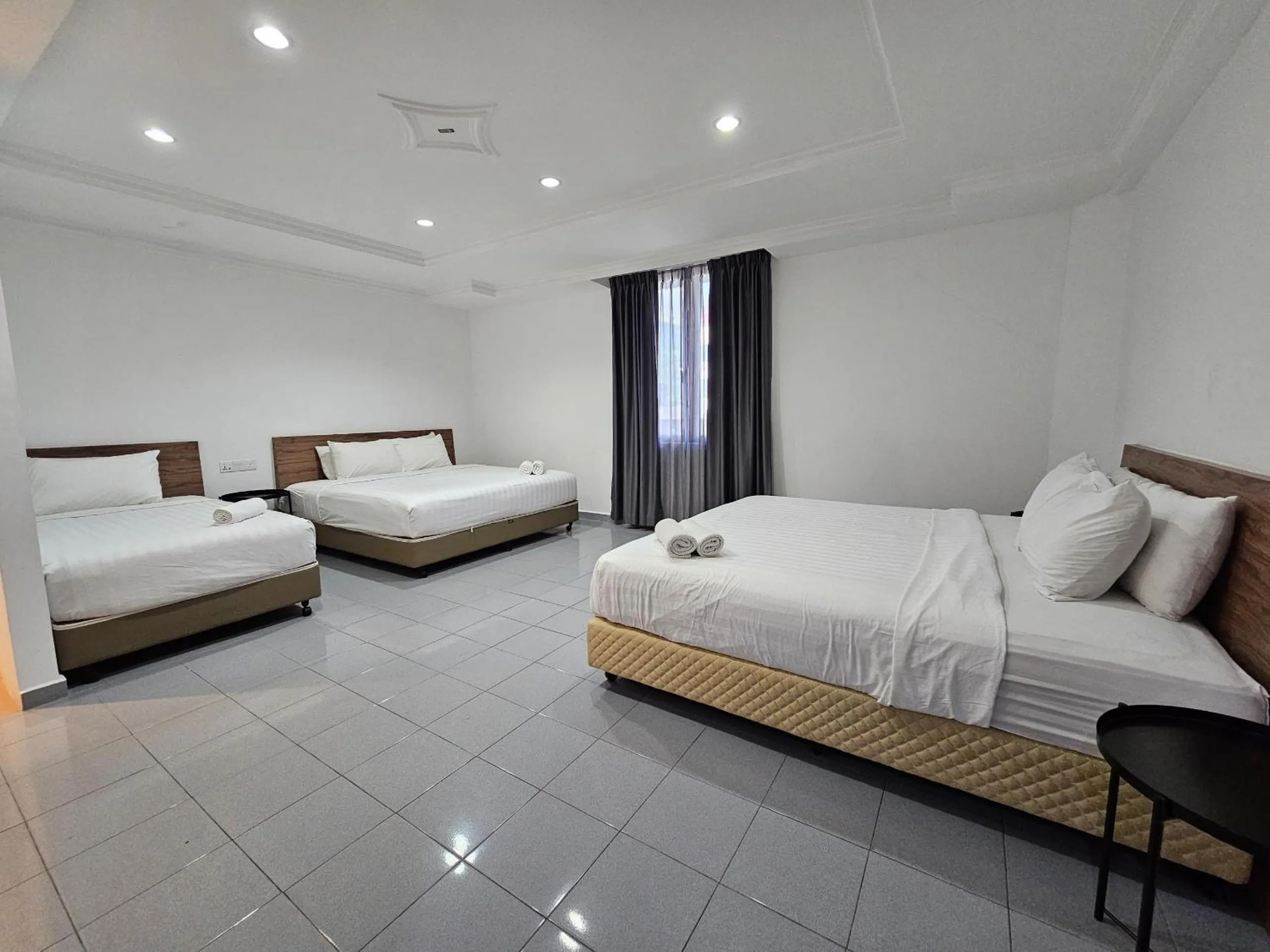 Bed in T Hotel Tandop