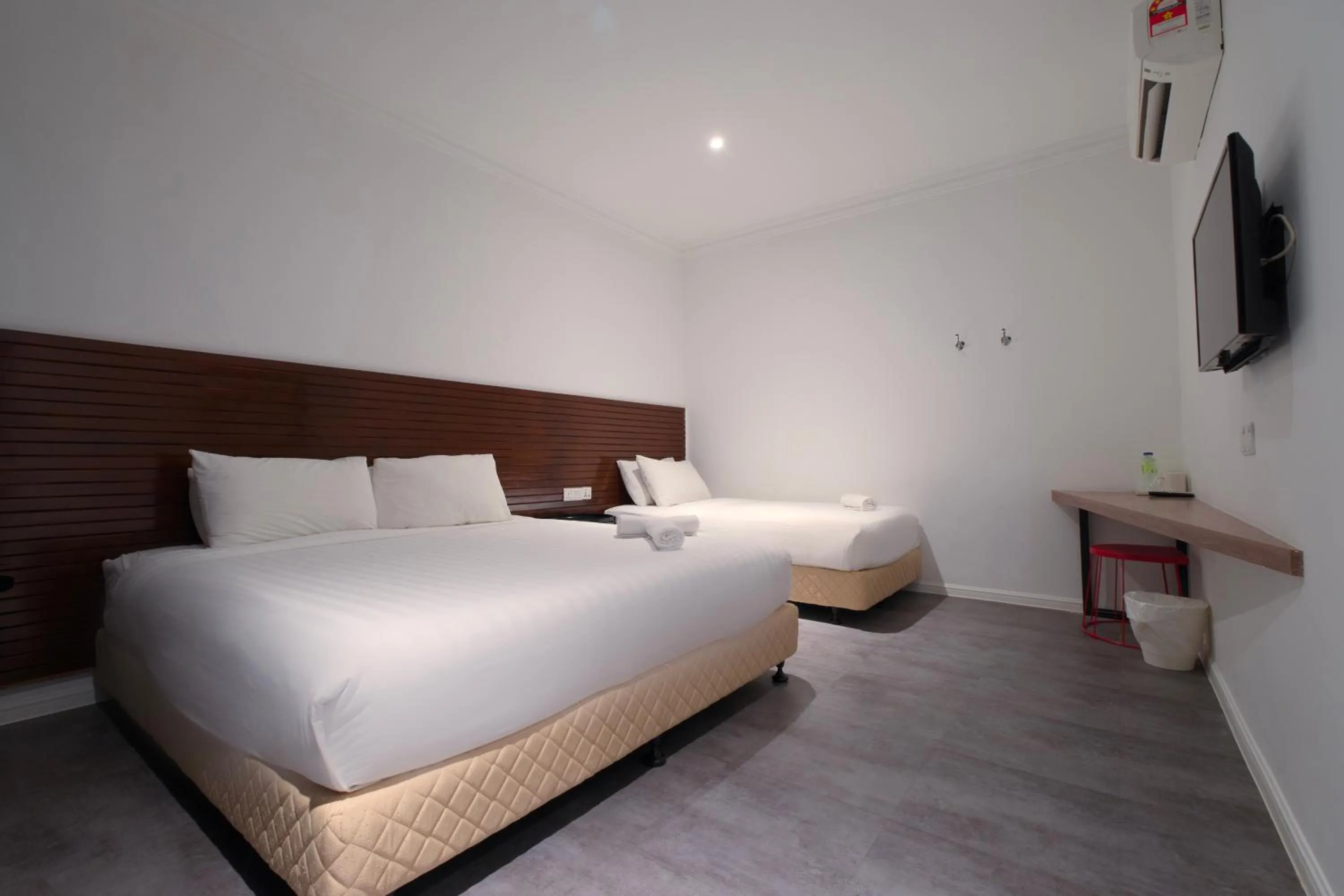 Bed in T Hotel Tandop