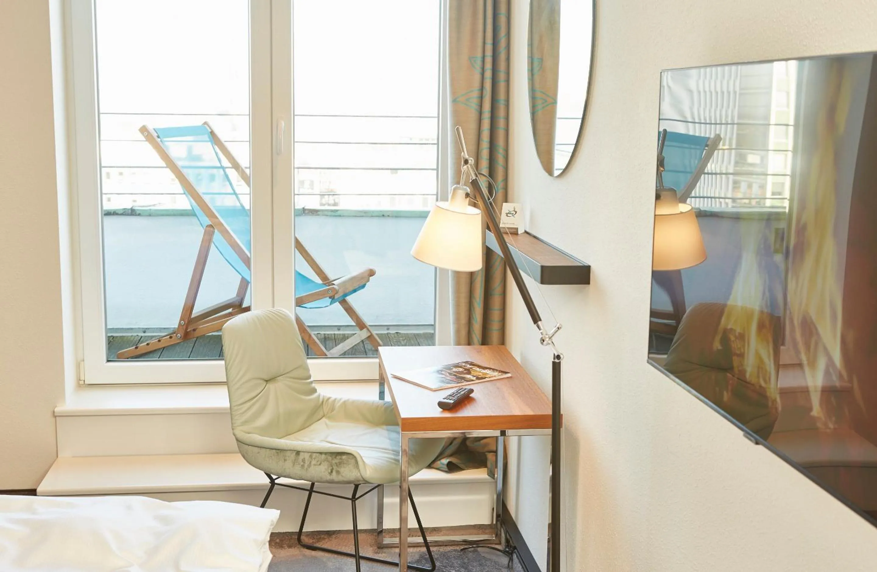 Photo of the whole room in Motel One Essen