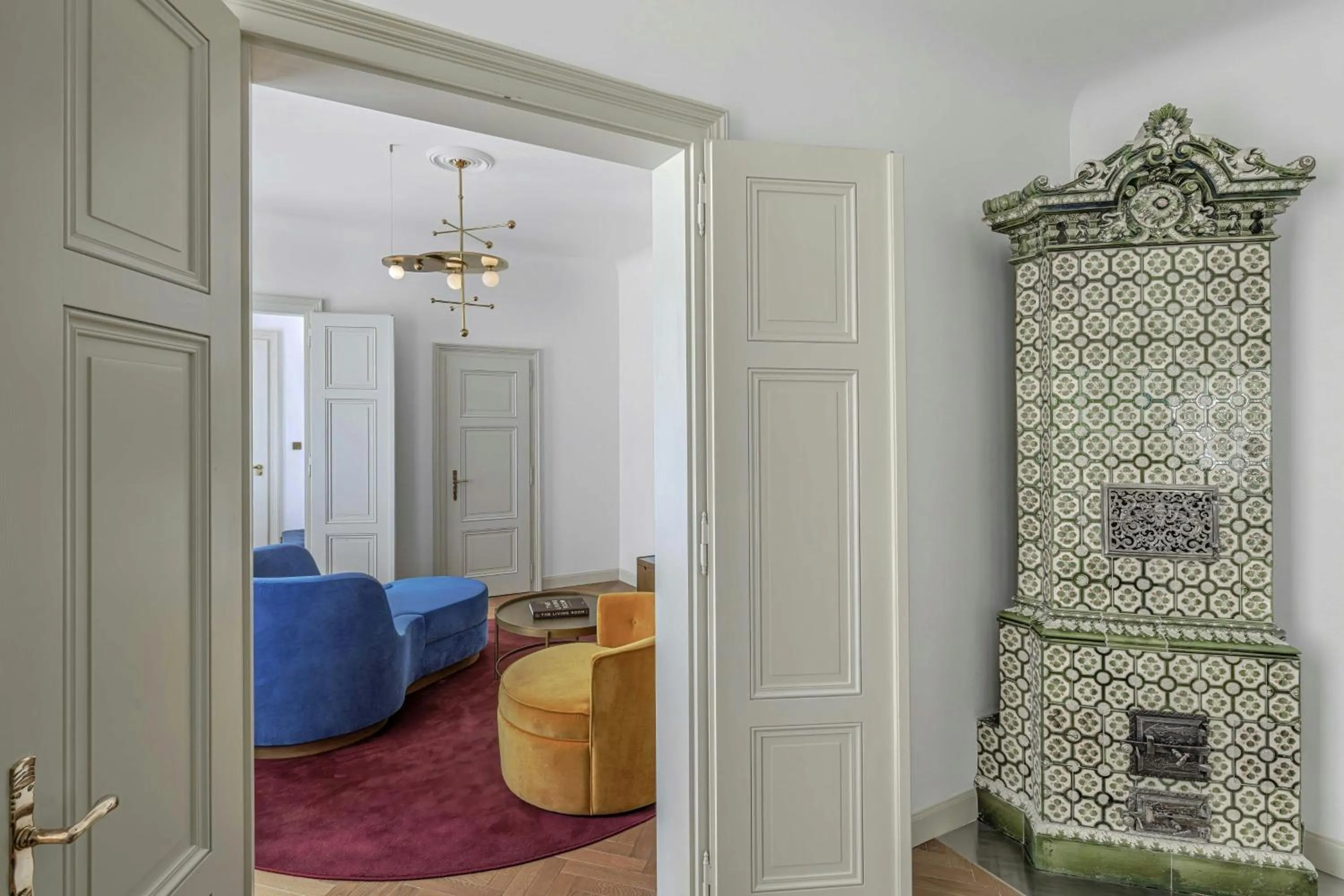 Photo of the whole room in W Prague