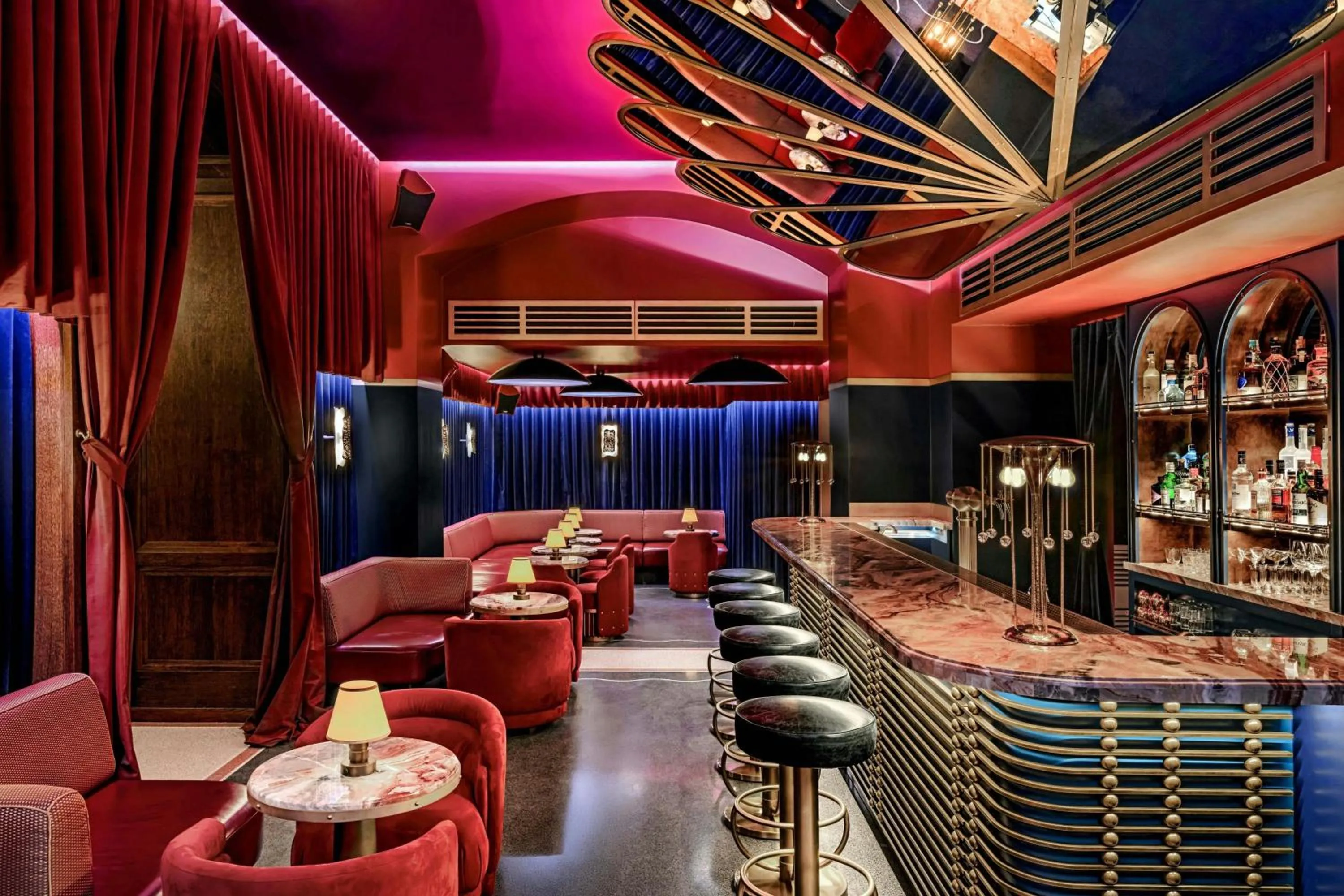 Restaurant/places to eat in W Prague