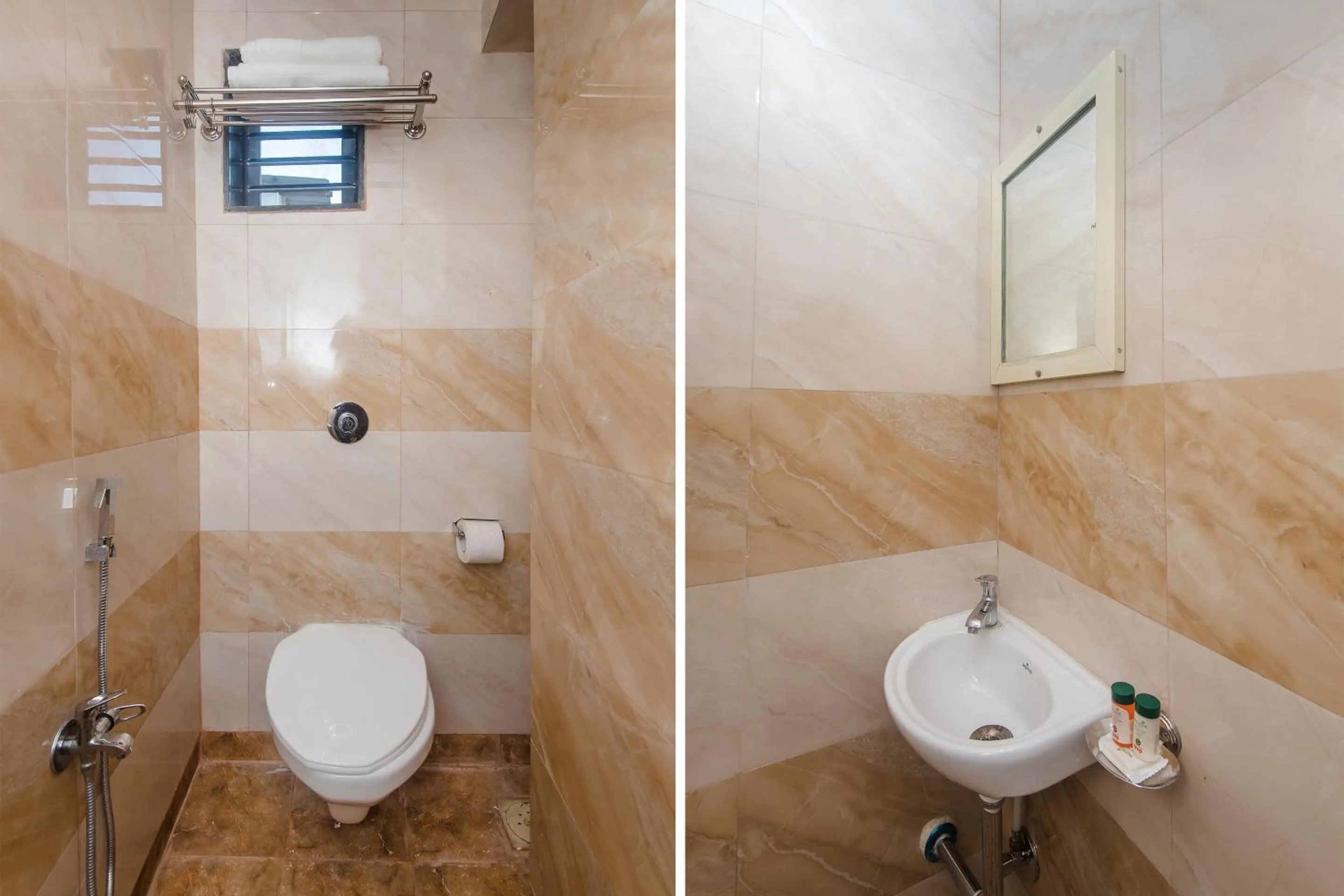 Bathroom in OYO 13511 Hotel Gems